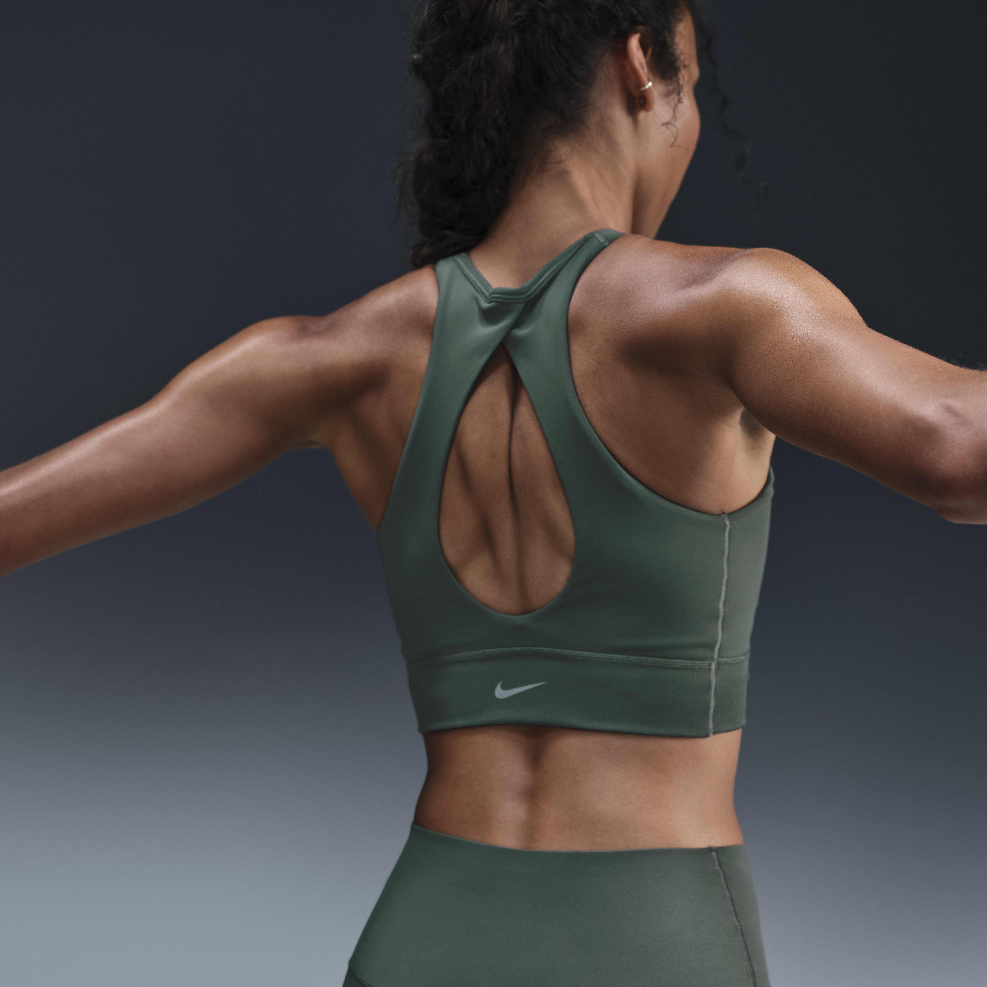 Nike high neck sports bra shop