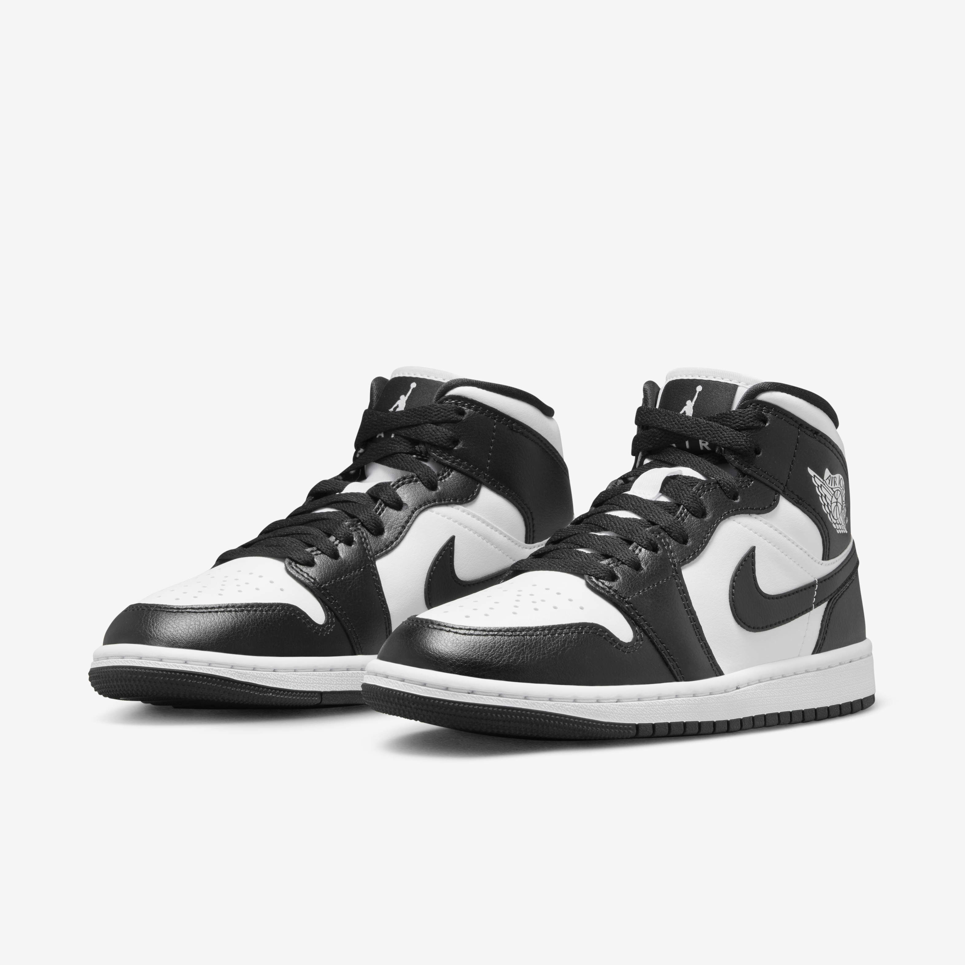 Nike air jordan mid black store