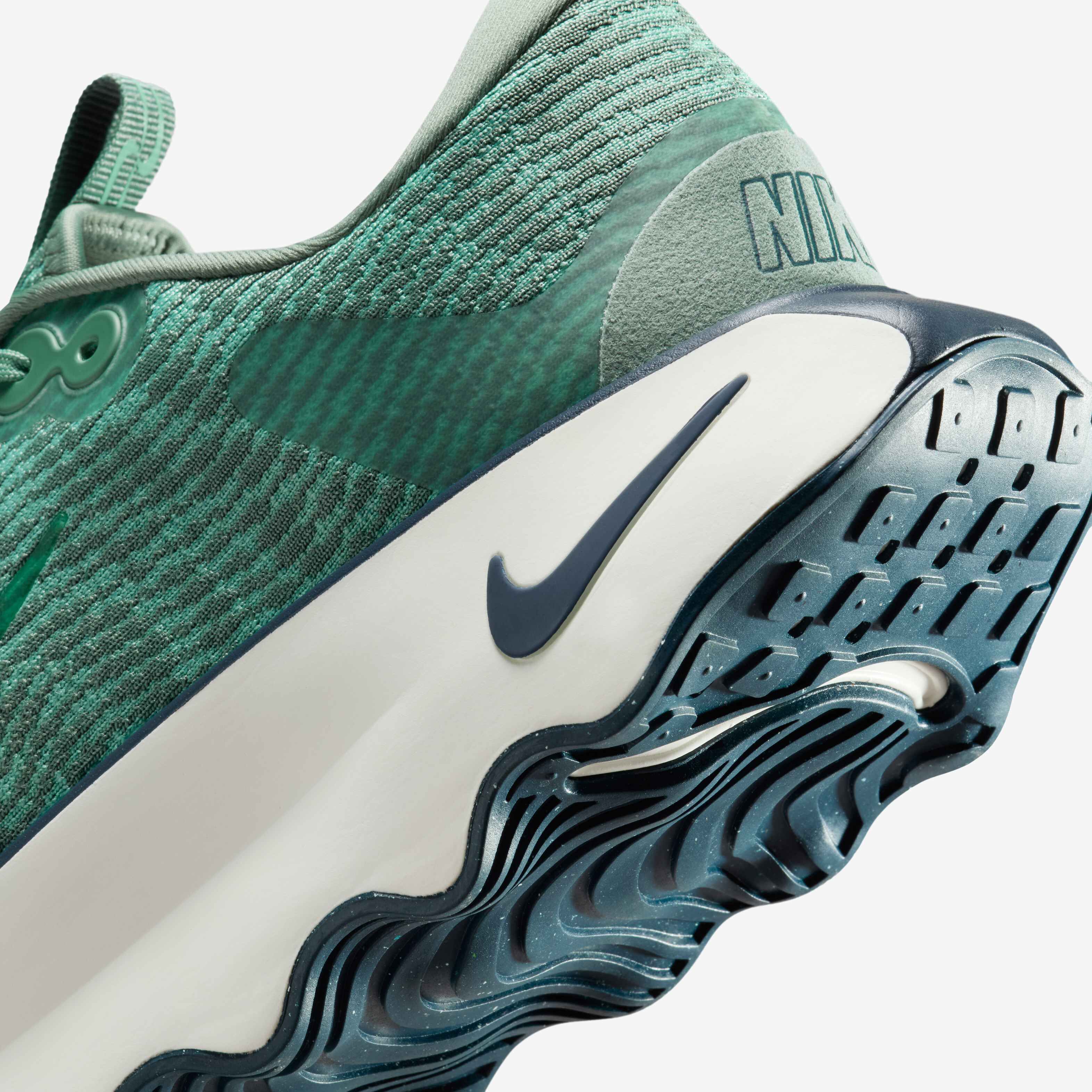 Nike Motiva image number 7