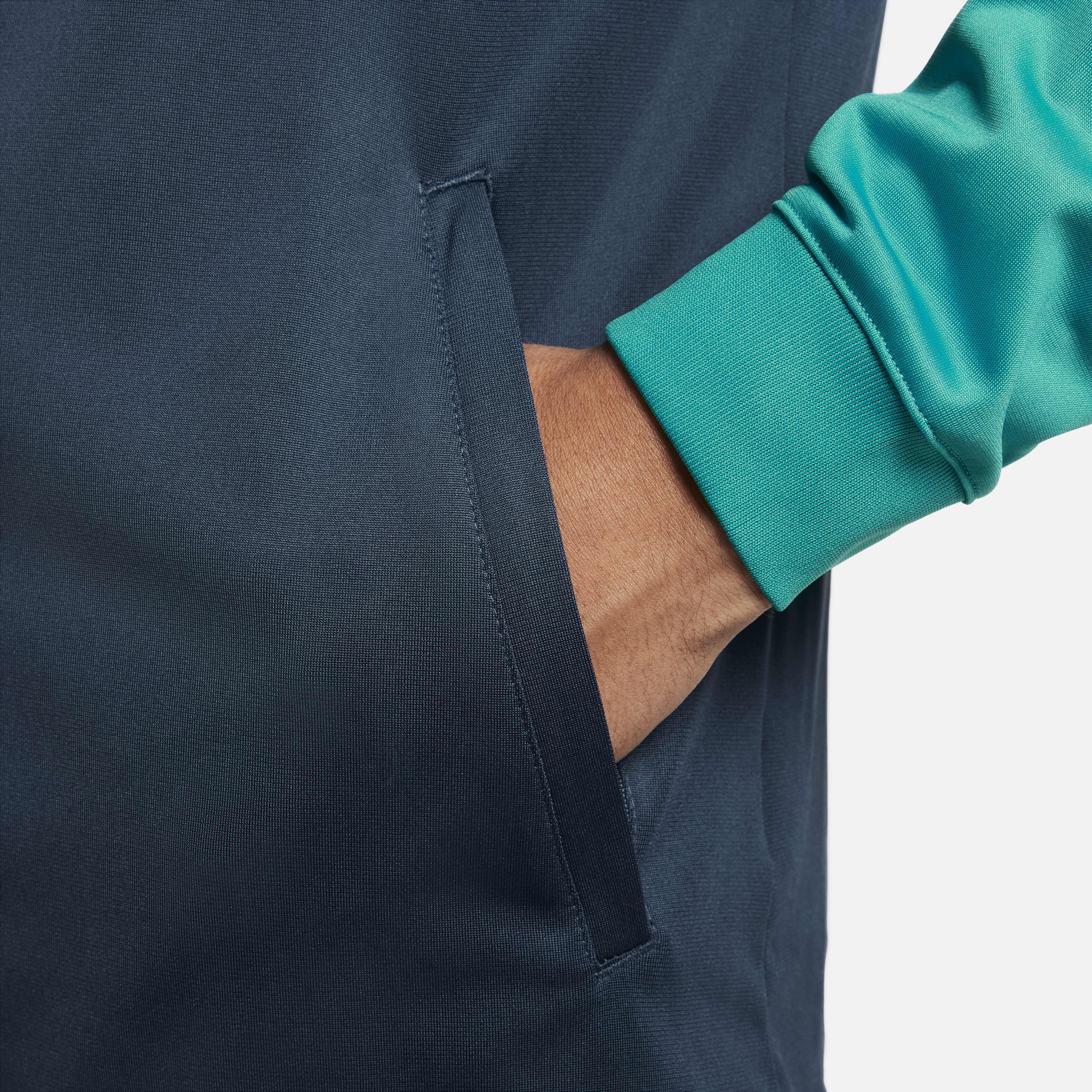 F.C. برشلونة سترايك image number 5