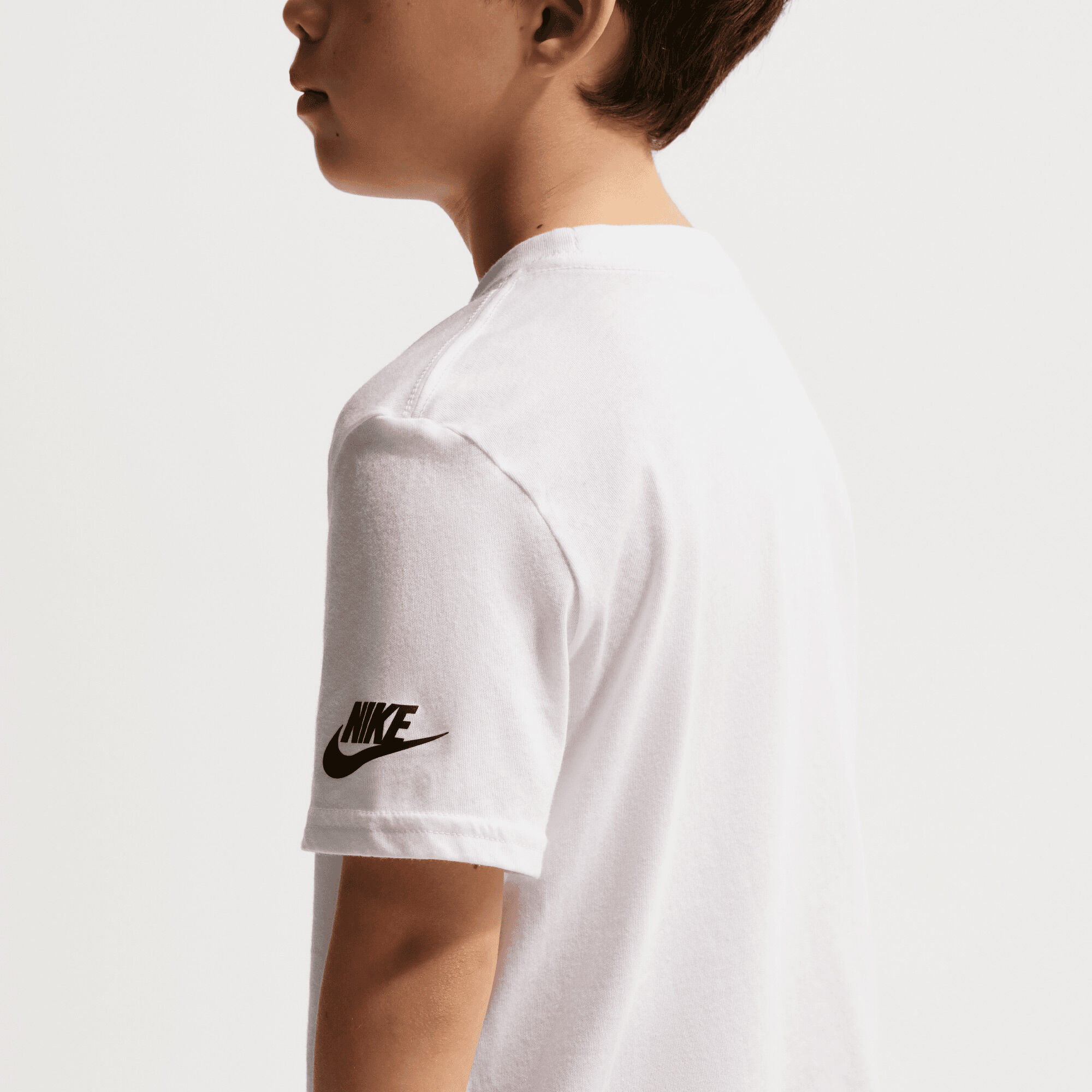 Nike image number 3