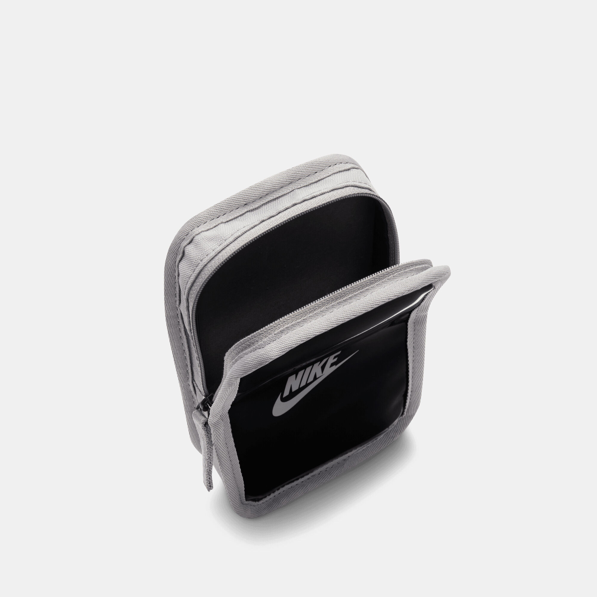 Nike Club image number 4