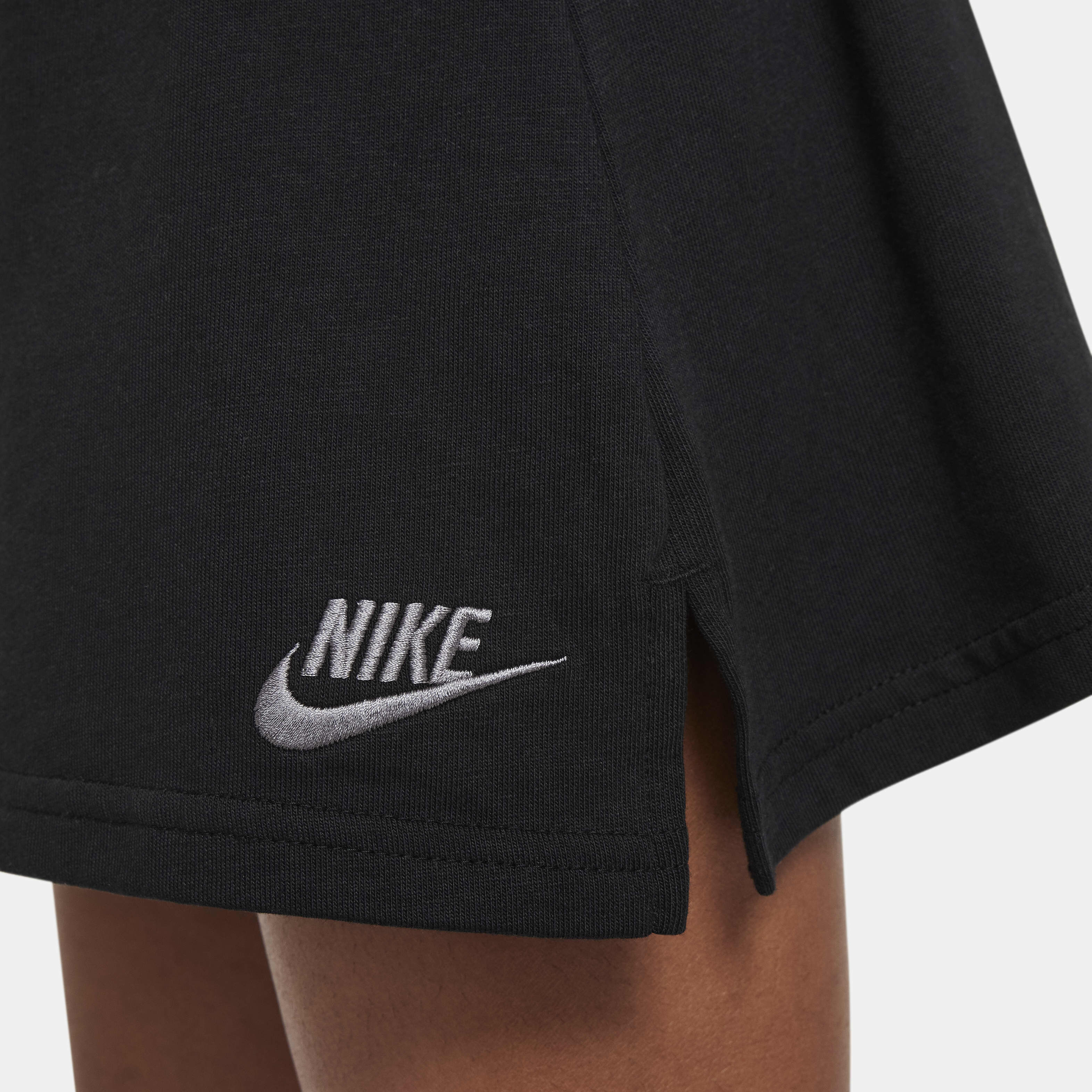 Nike Sportswear image number 3