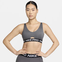 Nike Pro Indy Plunge