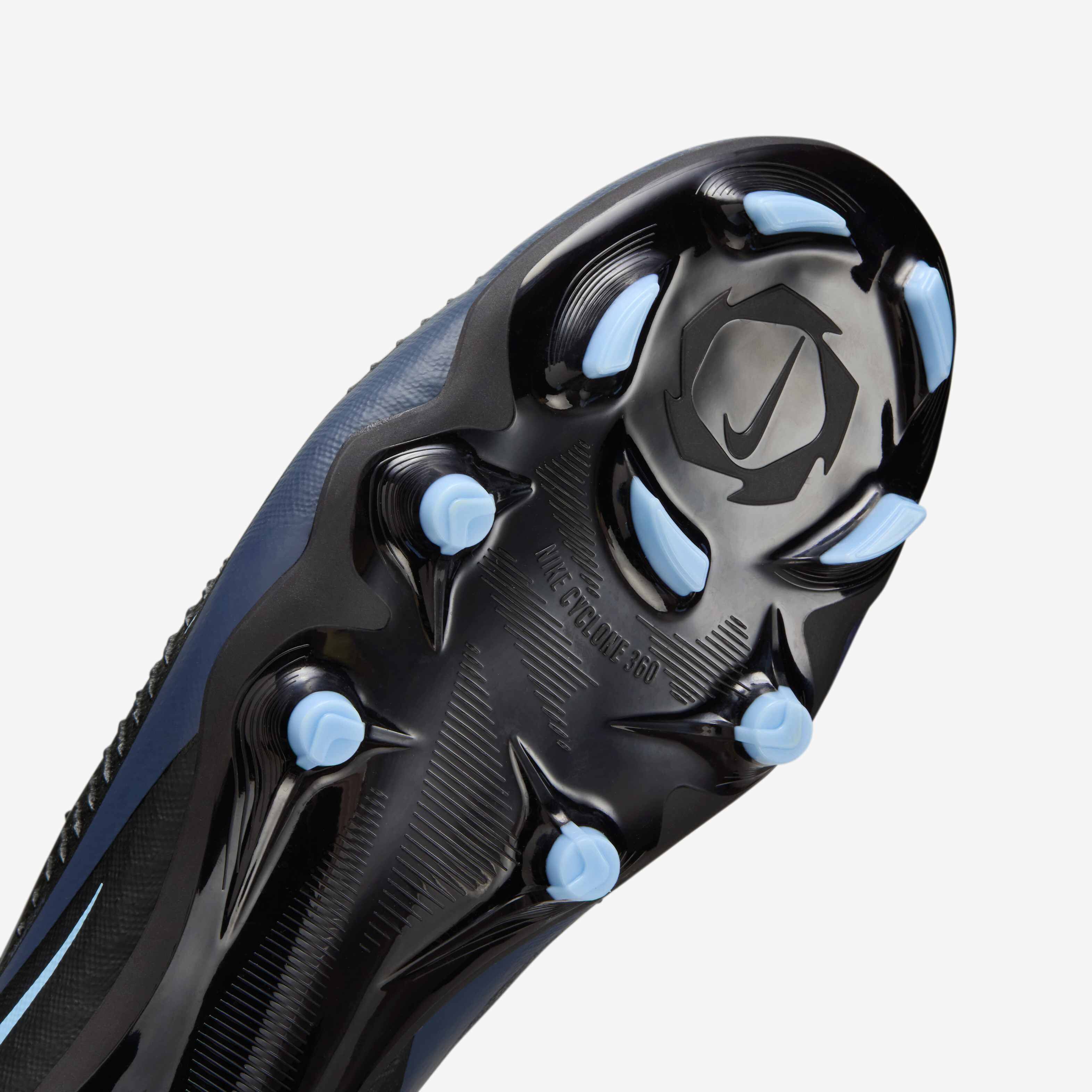 Nike Phantom 6 Low Academy image number 6