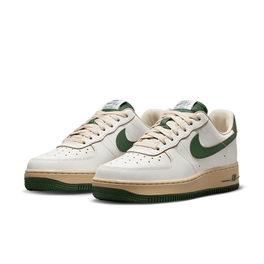 Nike air force 1 lv8 women's shoe white Clearance
