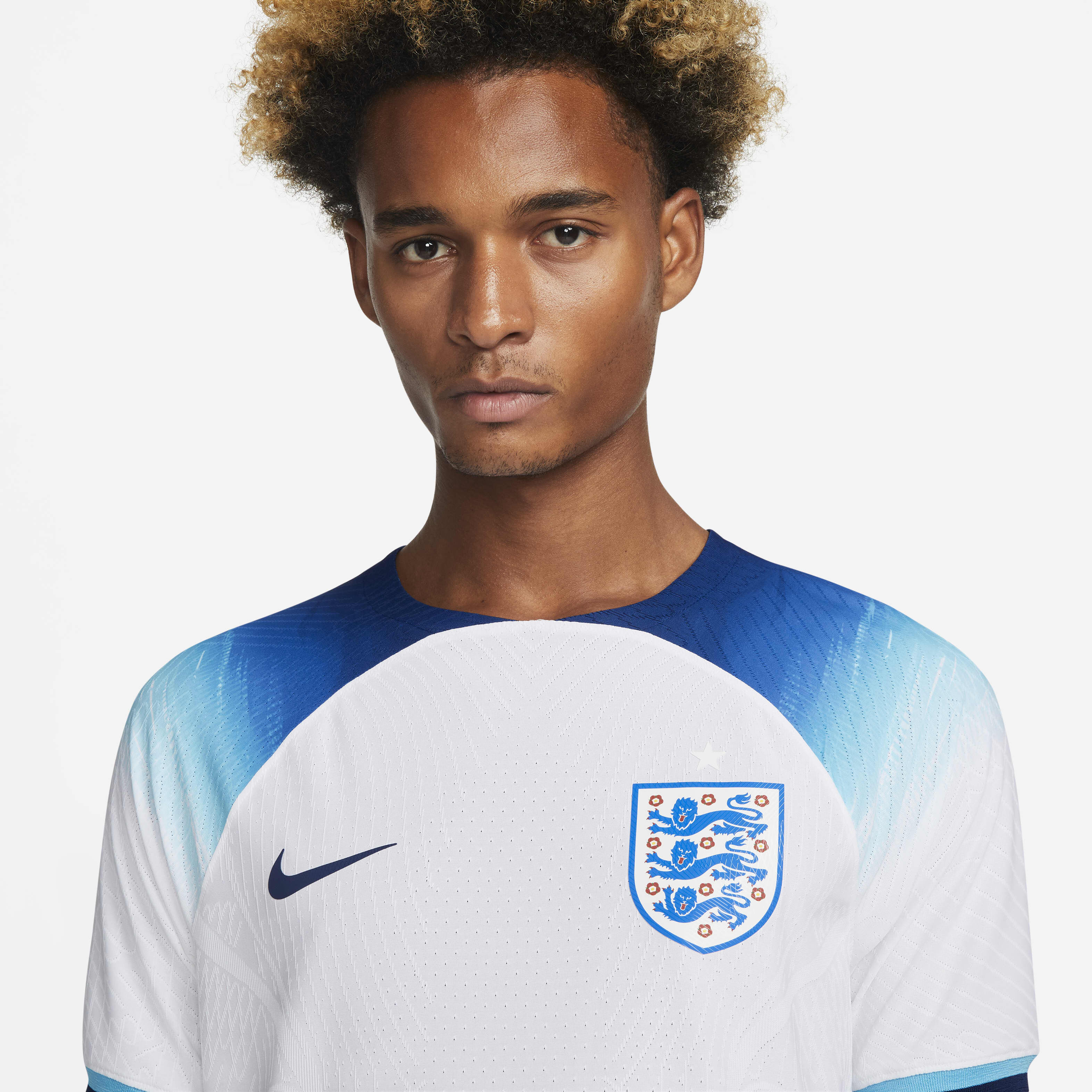 England 2022/23 Match Home image number 2