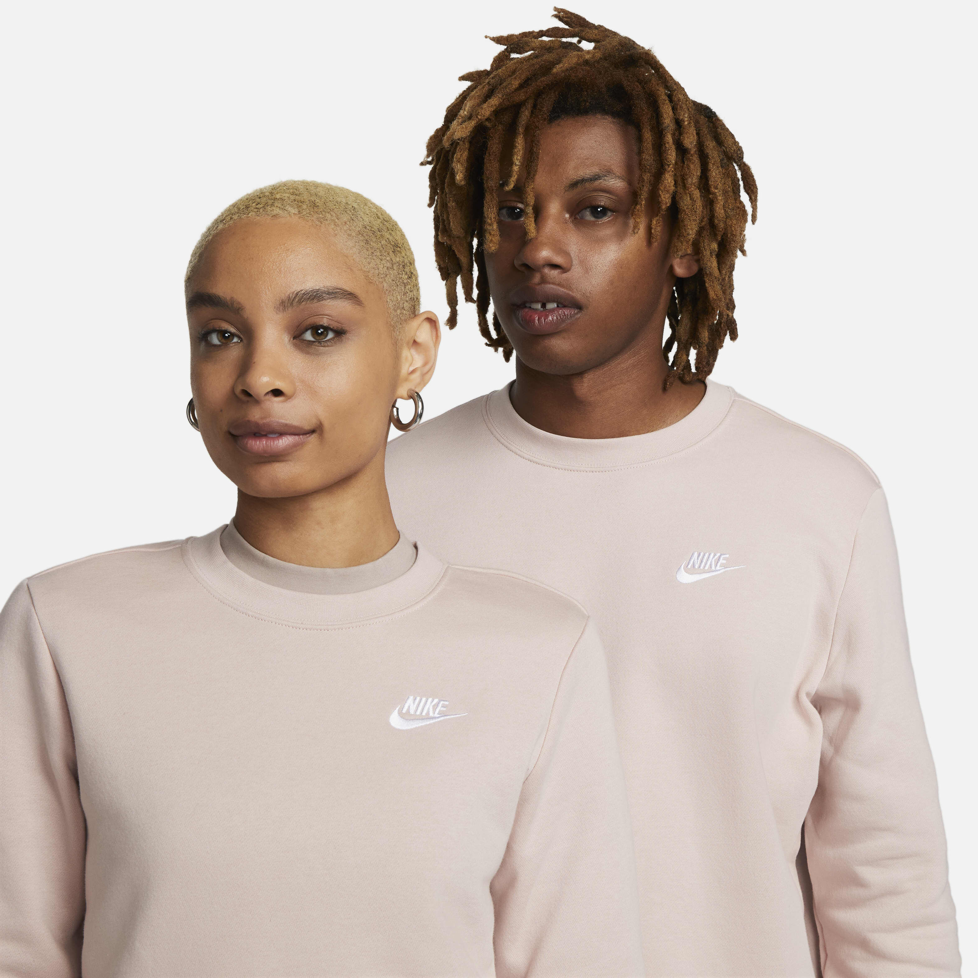 نايكي سبورتسوير تك فليس image number 2