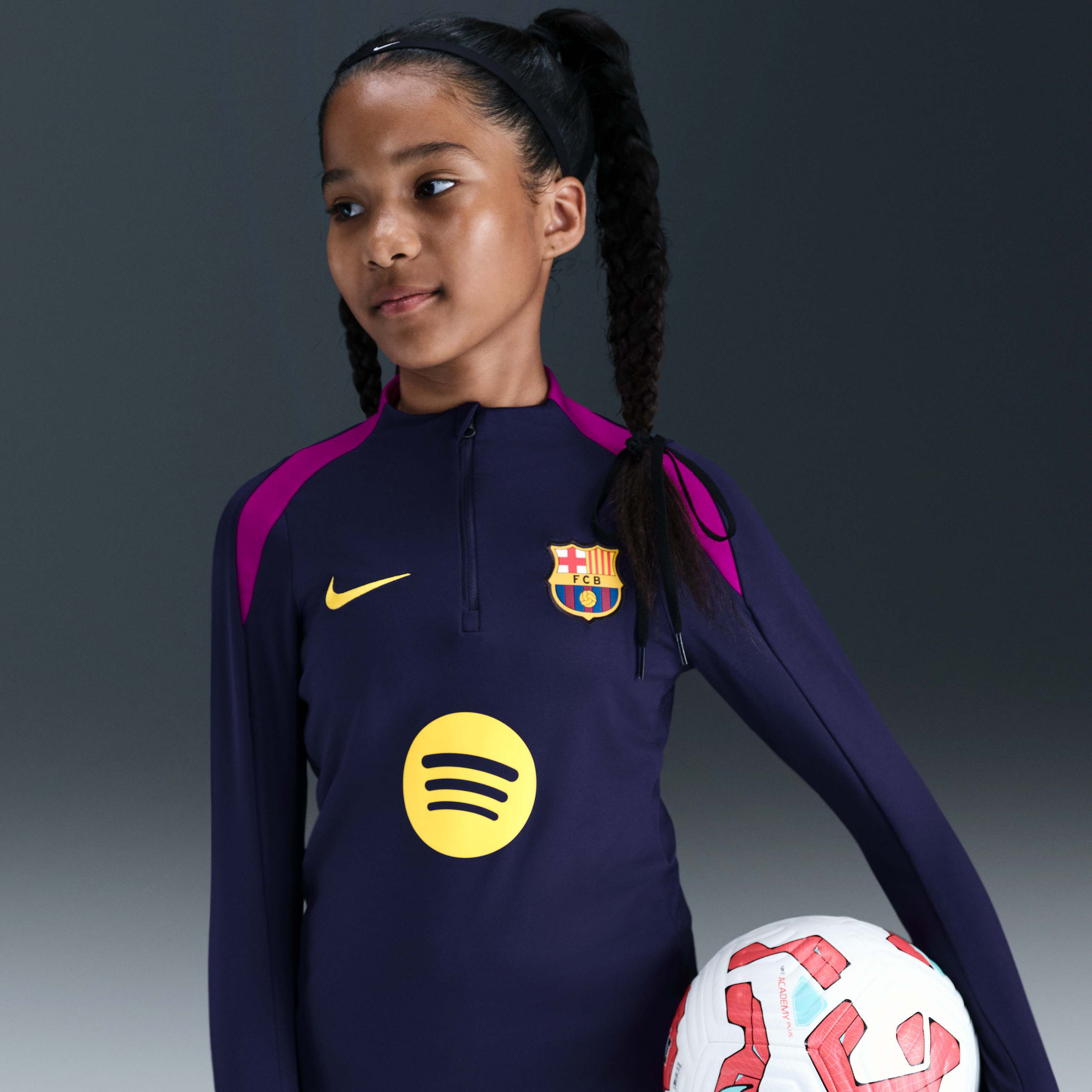 2010-11 Barcelona Nike Track Jacket - 8/10 - (XL.Boys)