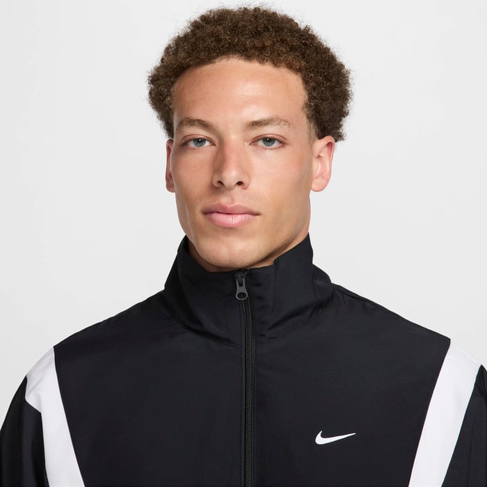 Nike Icon image number 2 Nike Icon image number 2