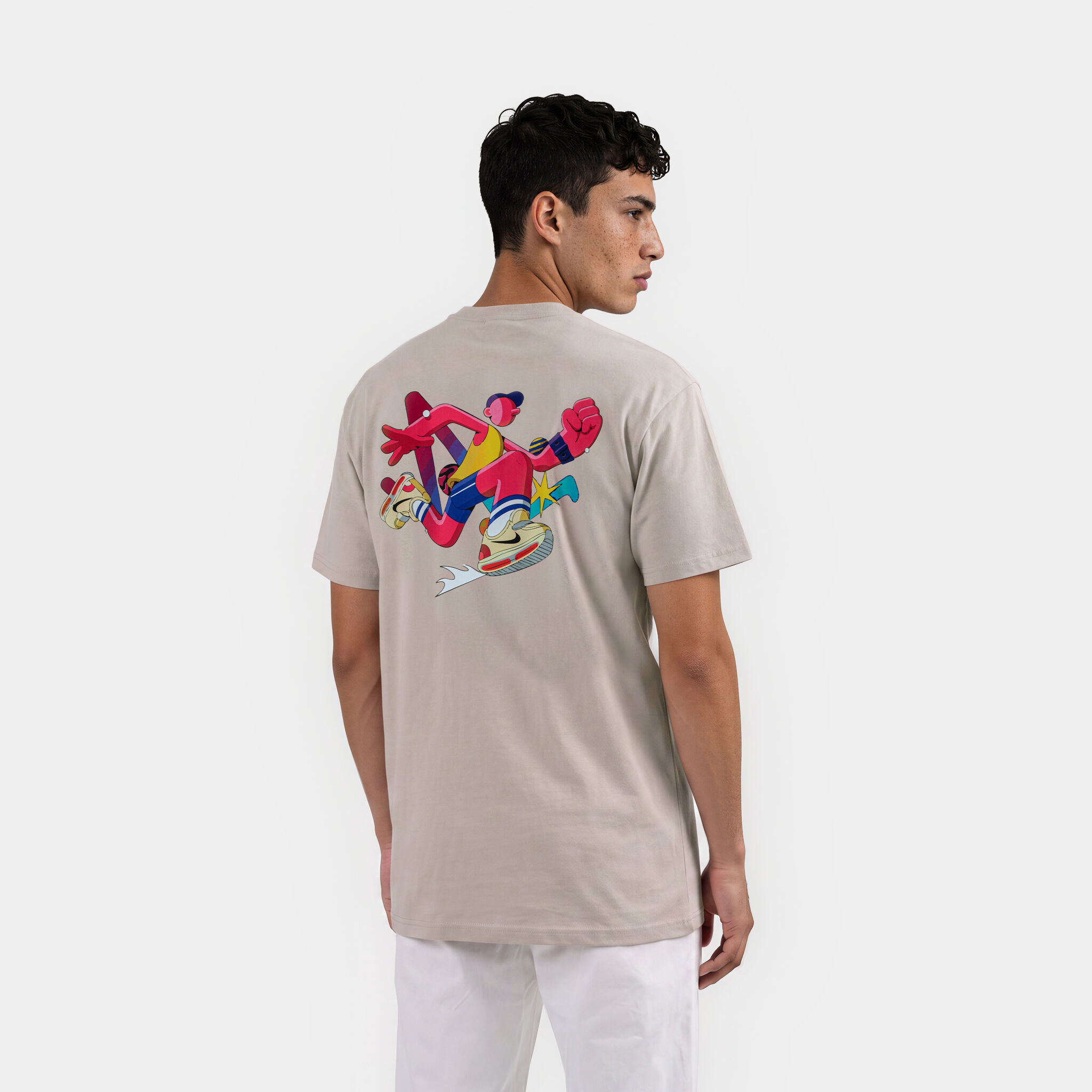 نايكي سيتي تي - دبي image number 2