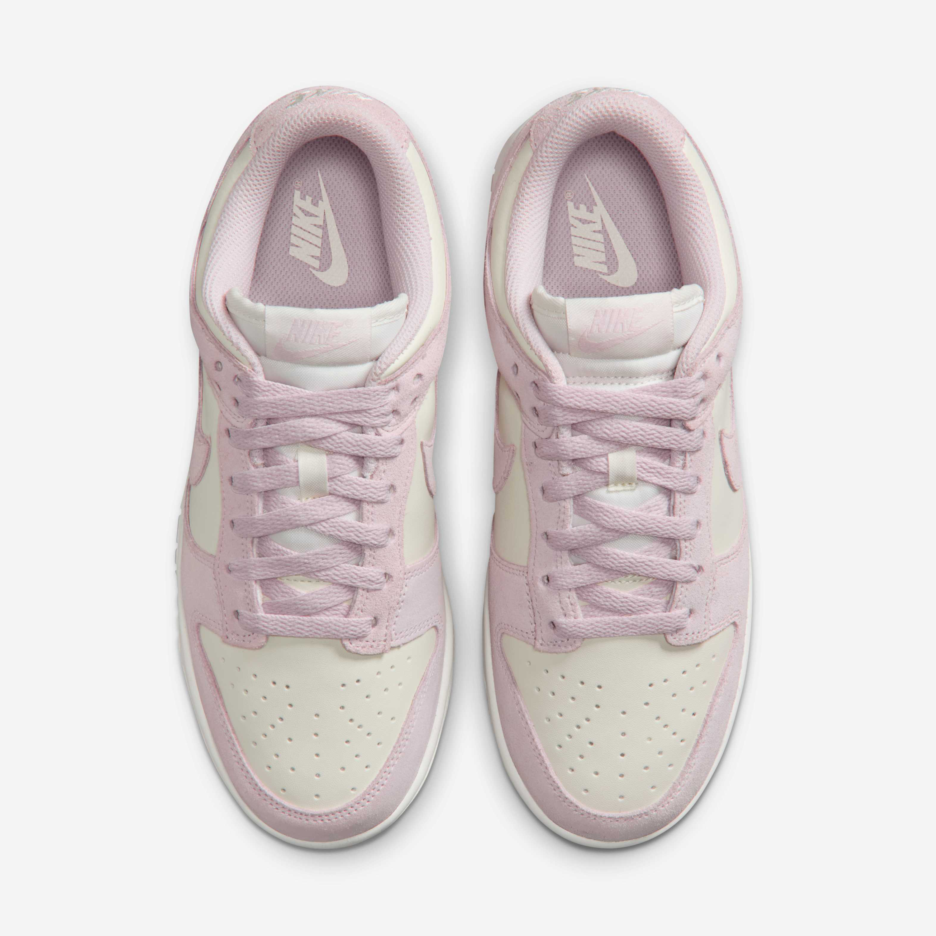 Nike Dunk Low Suede image number 3