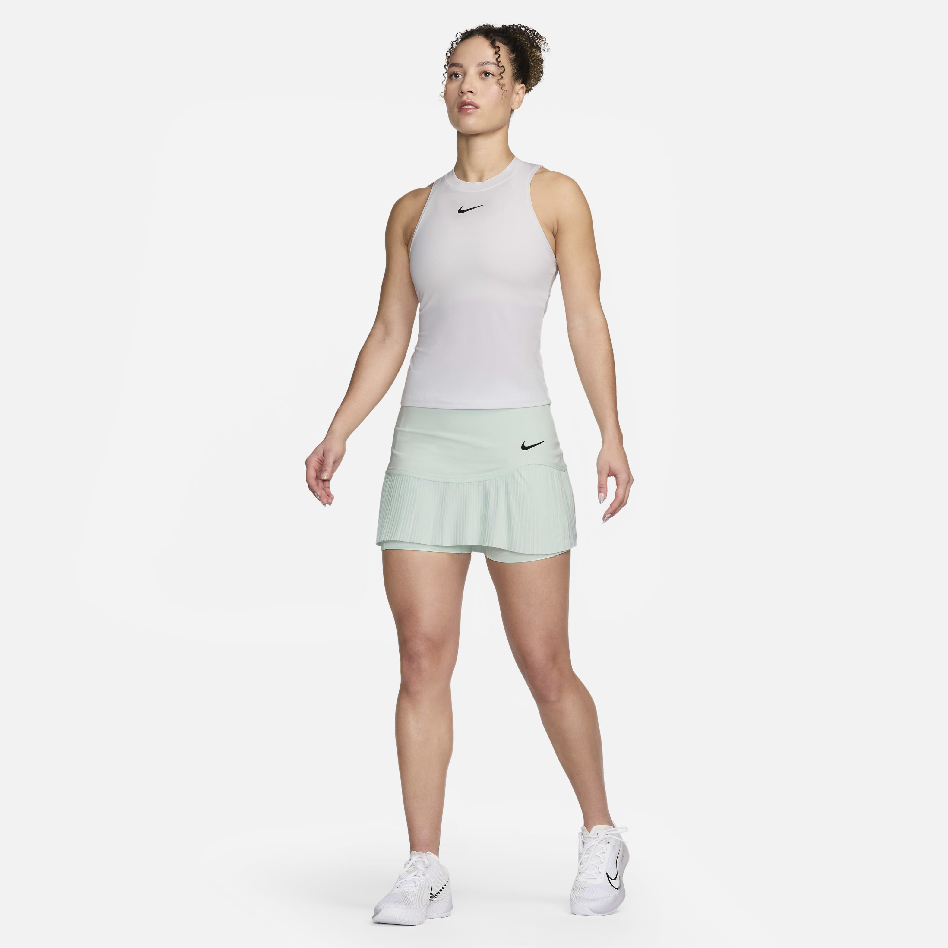 Nike Advantage image number 5