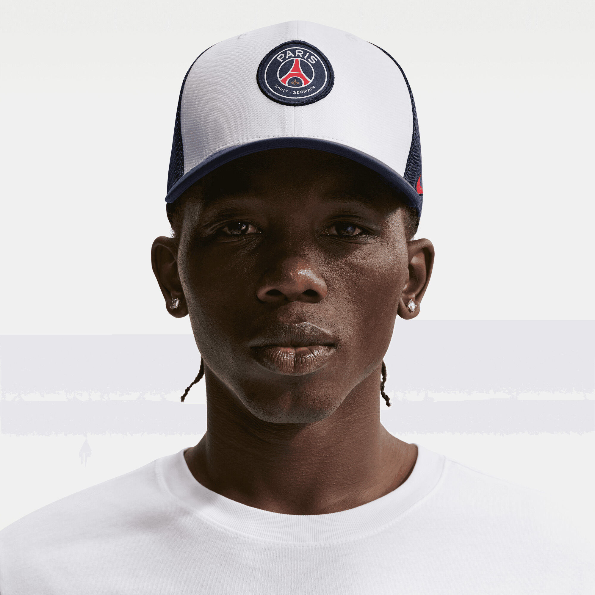 Paris Saint-Germain image number 1