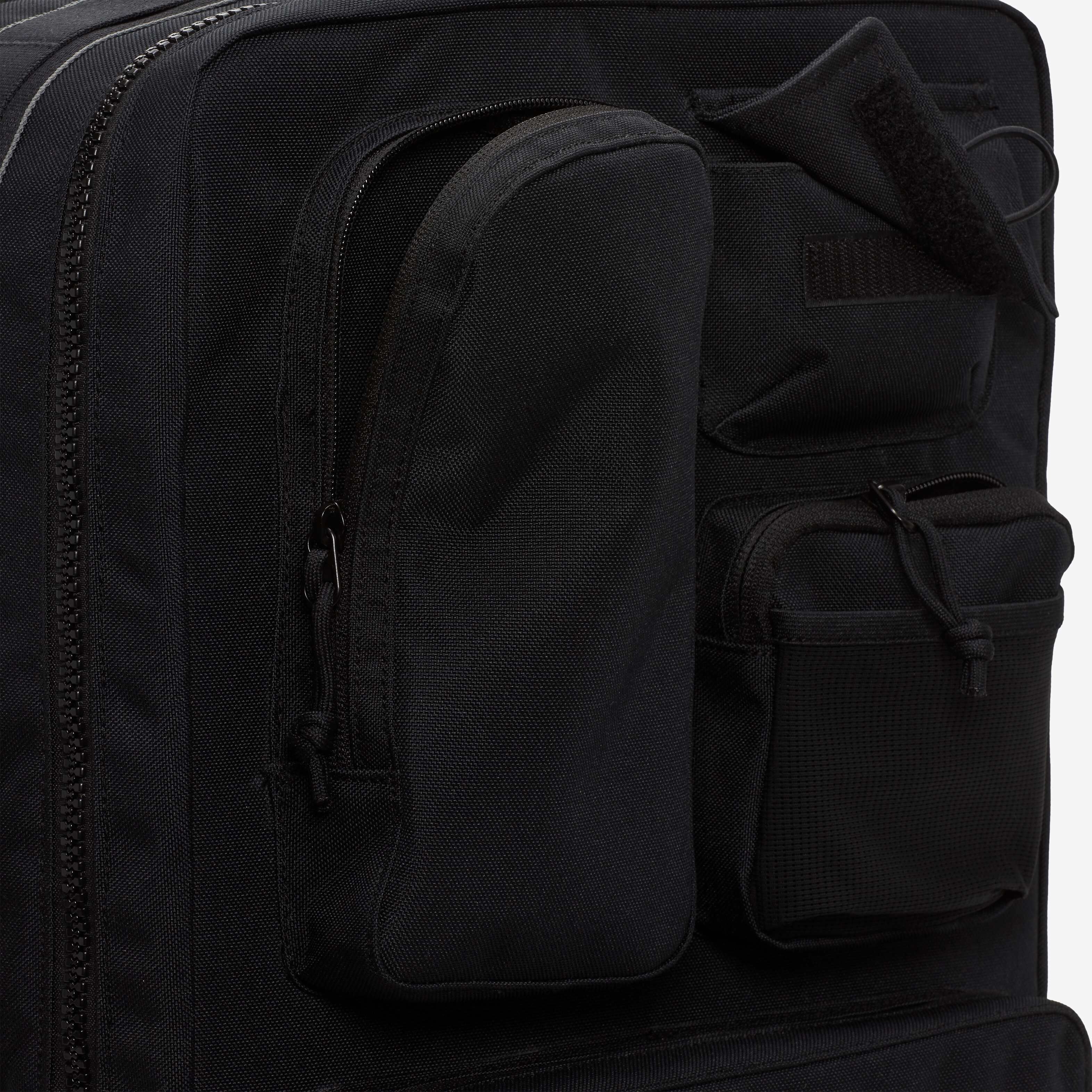 Nike Utility Elite image number 9