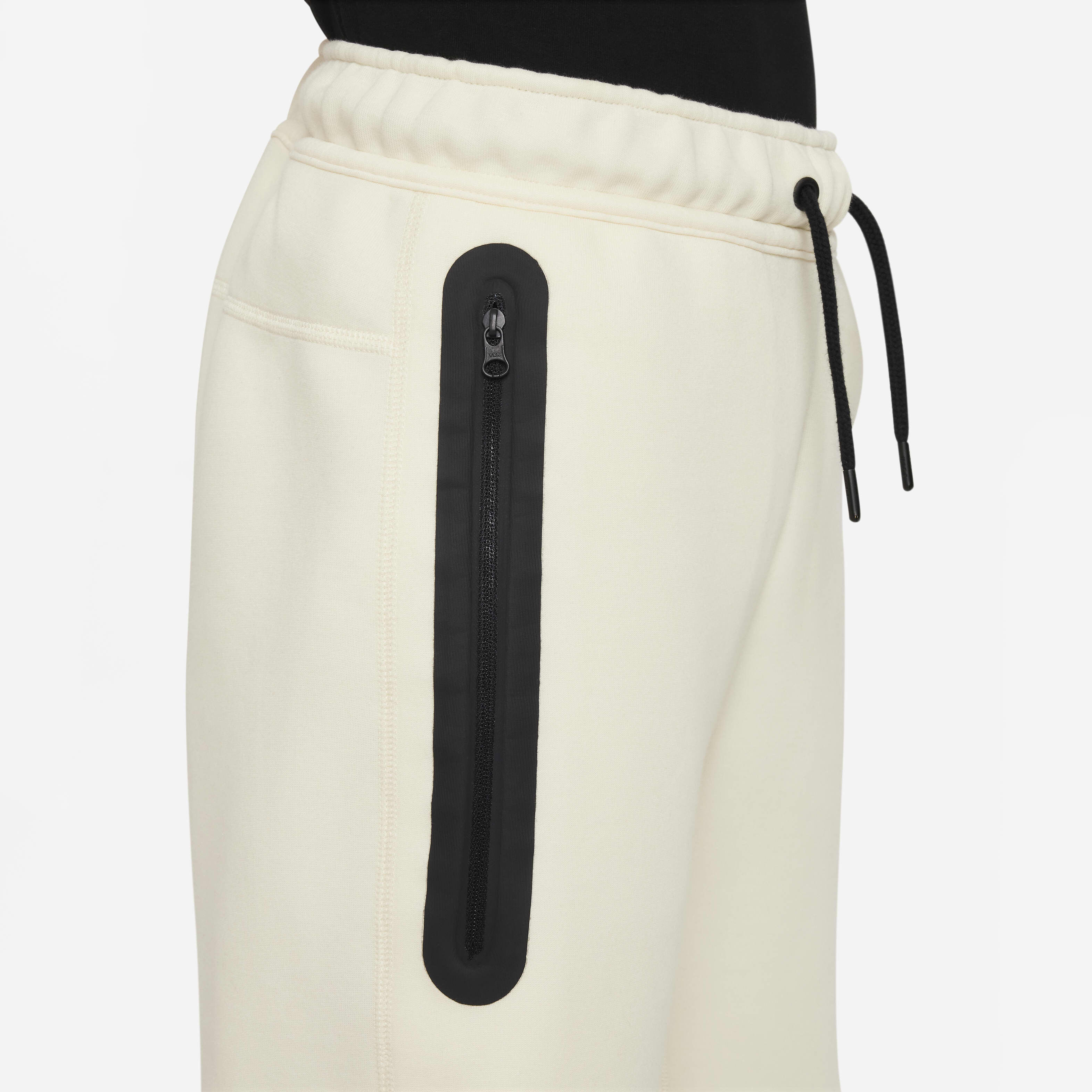 Nike Sportswear Tech Fleece image number 3