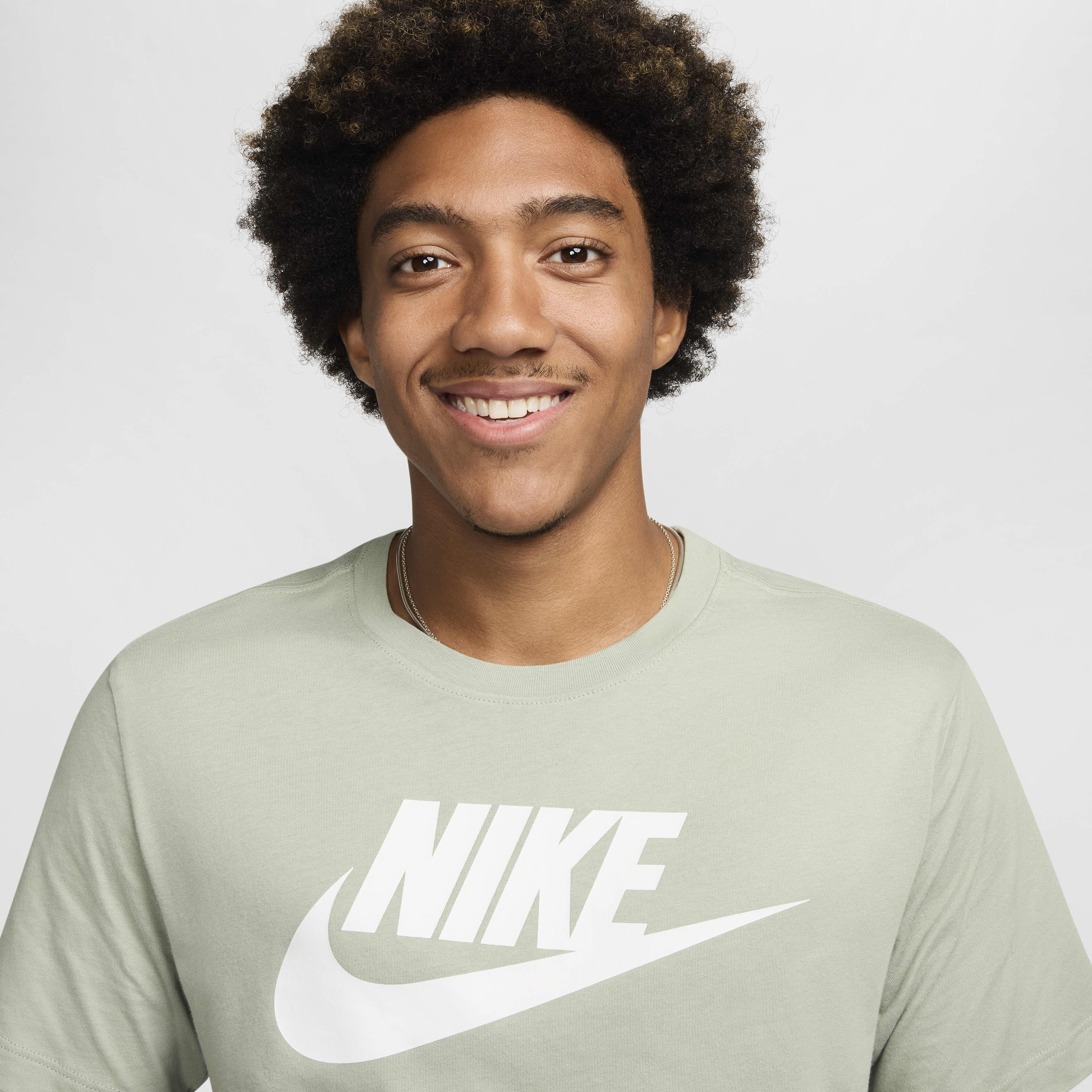 Nike Sportswear image number 2