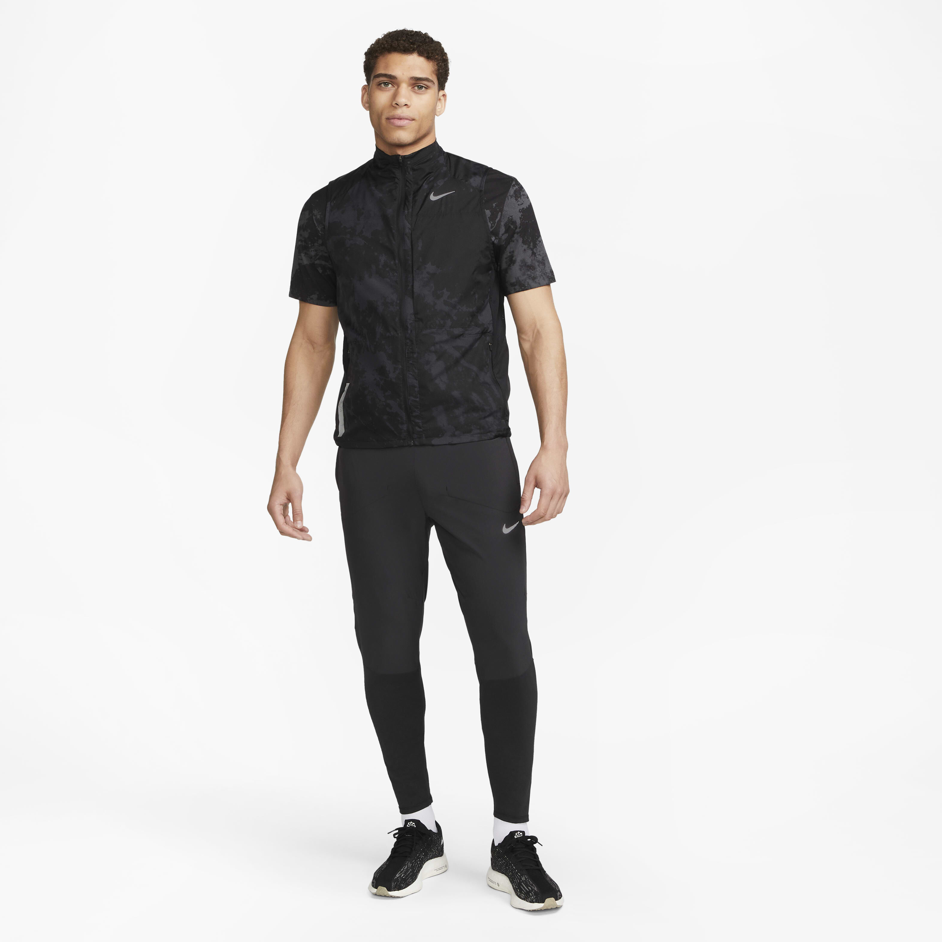 Buy Nike Repel Run Division Men's Running Singlet - Black