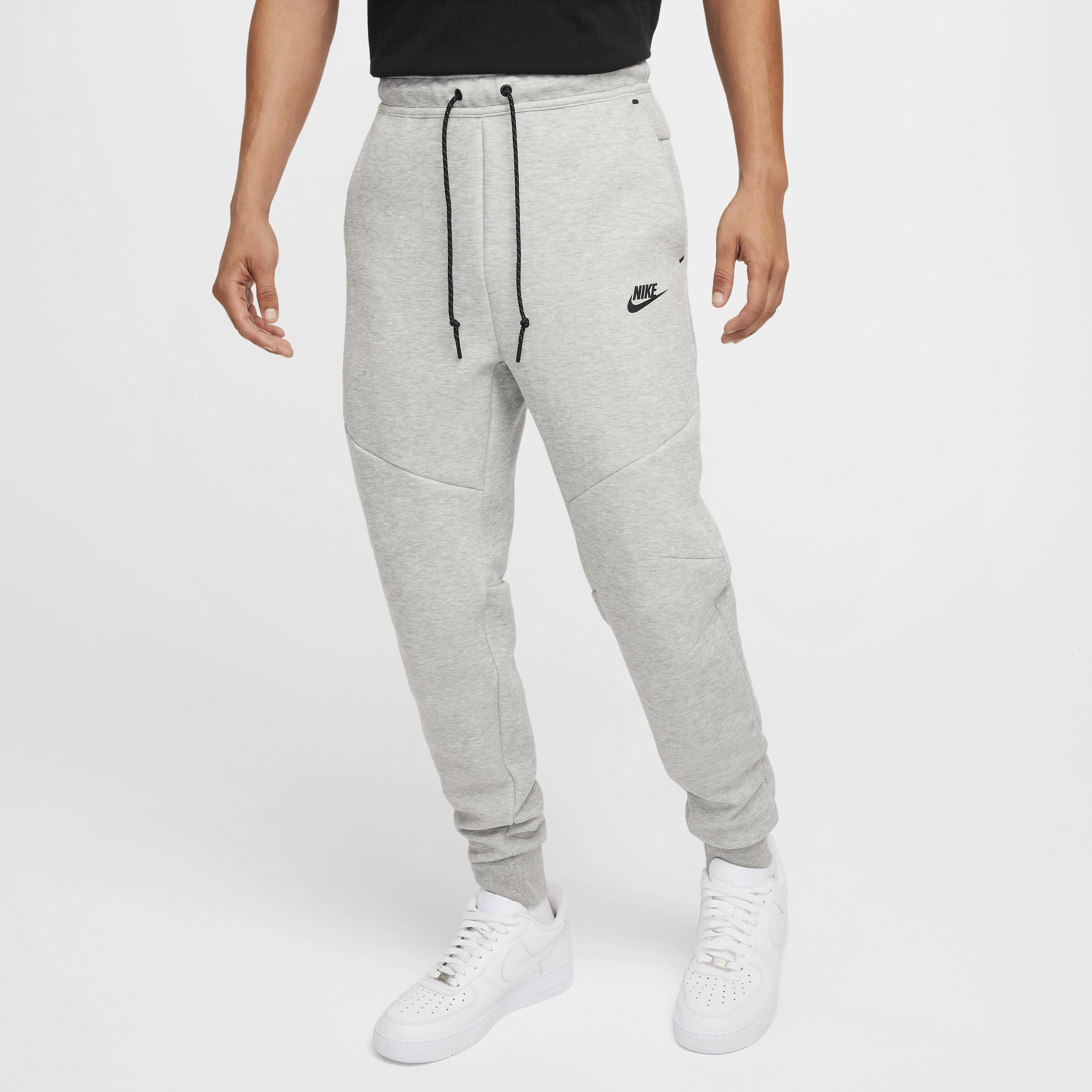 Nike tech fleece joggers v2 top
