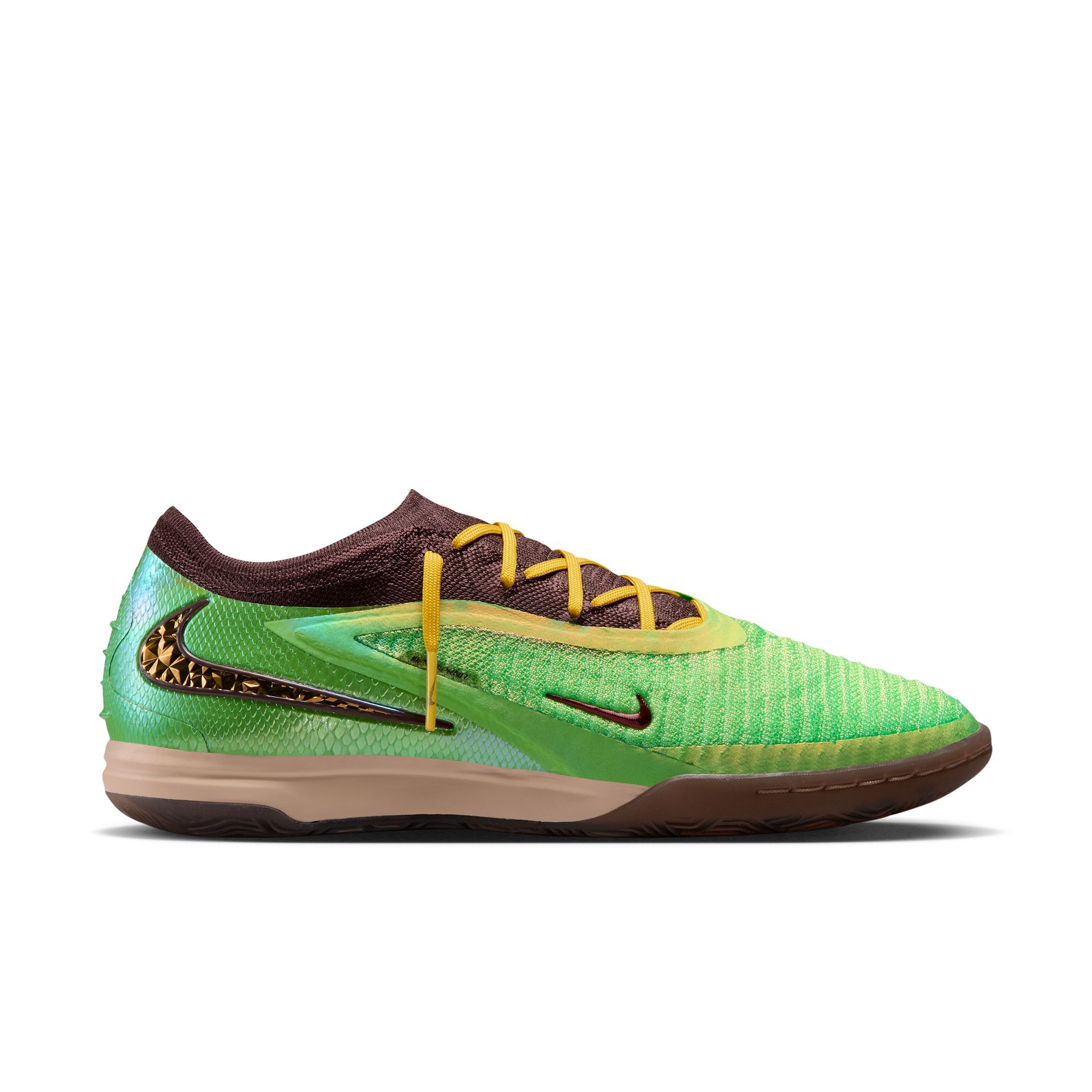 Phantom 6 Low Indoor x Cactus Jack image number 7