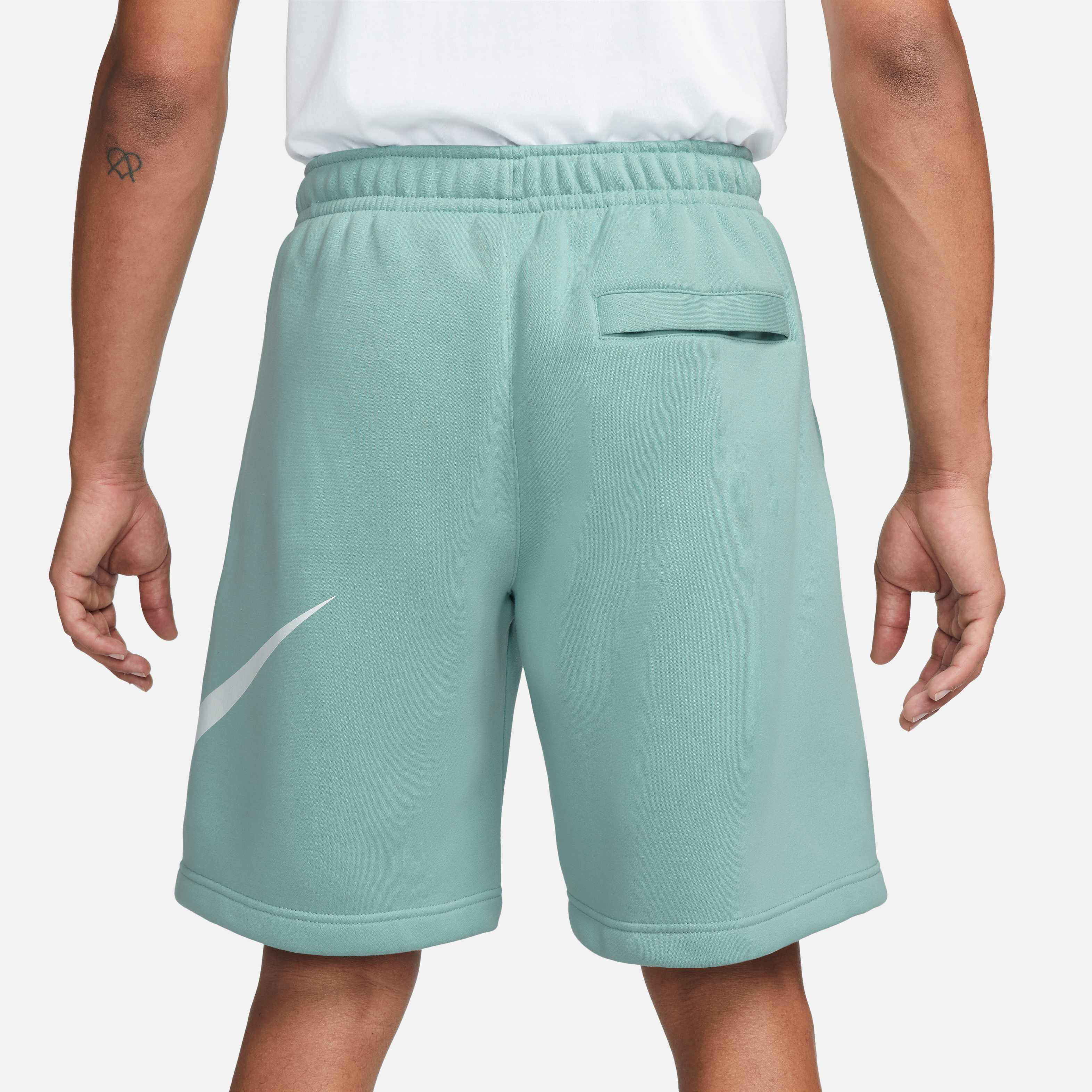 Nike Sportswear Club image number 2