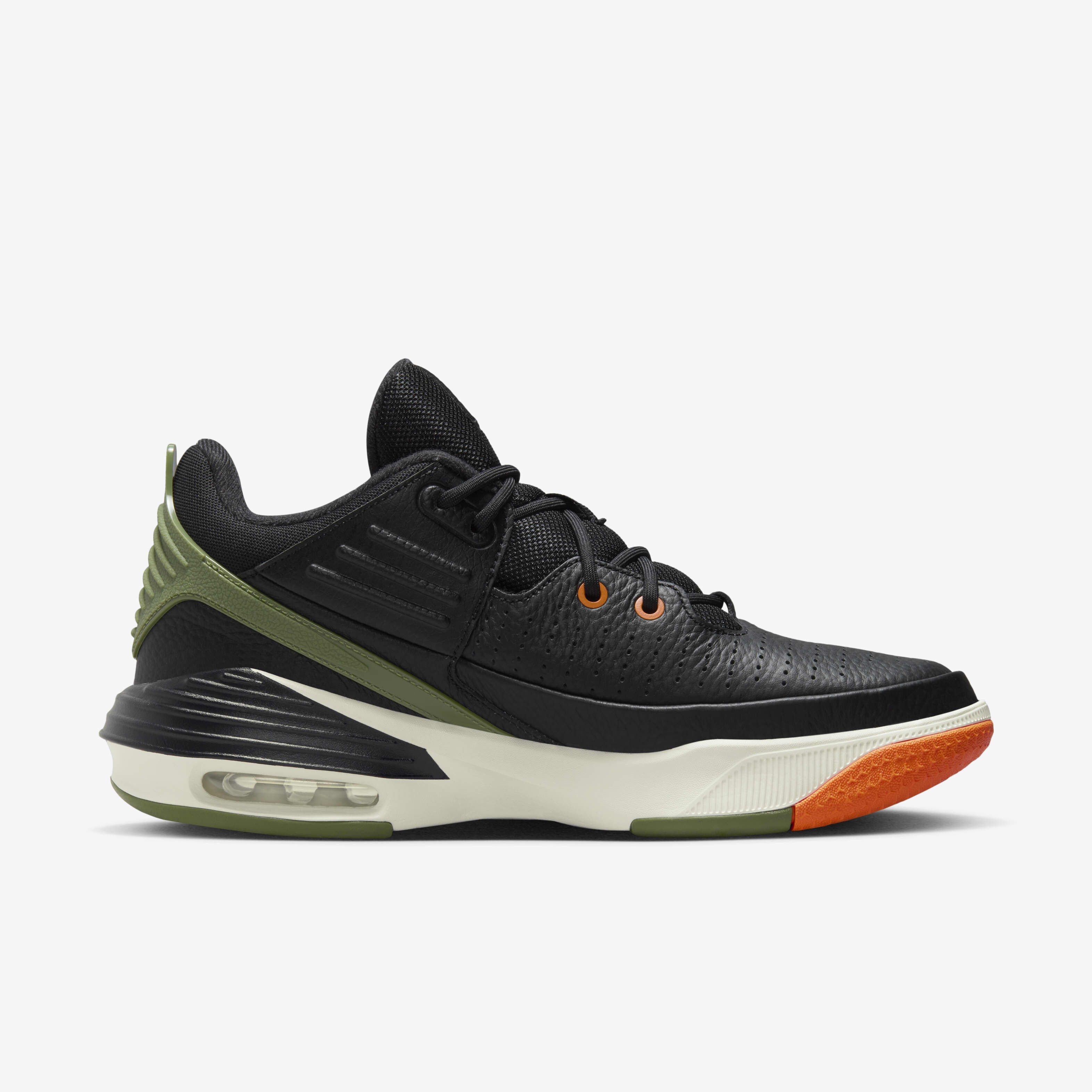 Buy Jordan Max Aura 5 Men s Shoes Nike Saudi Official