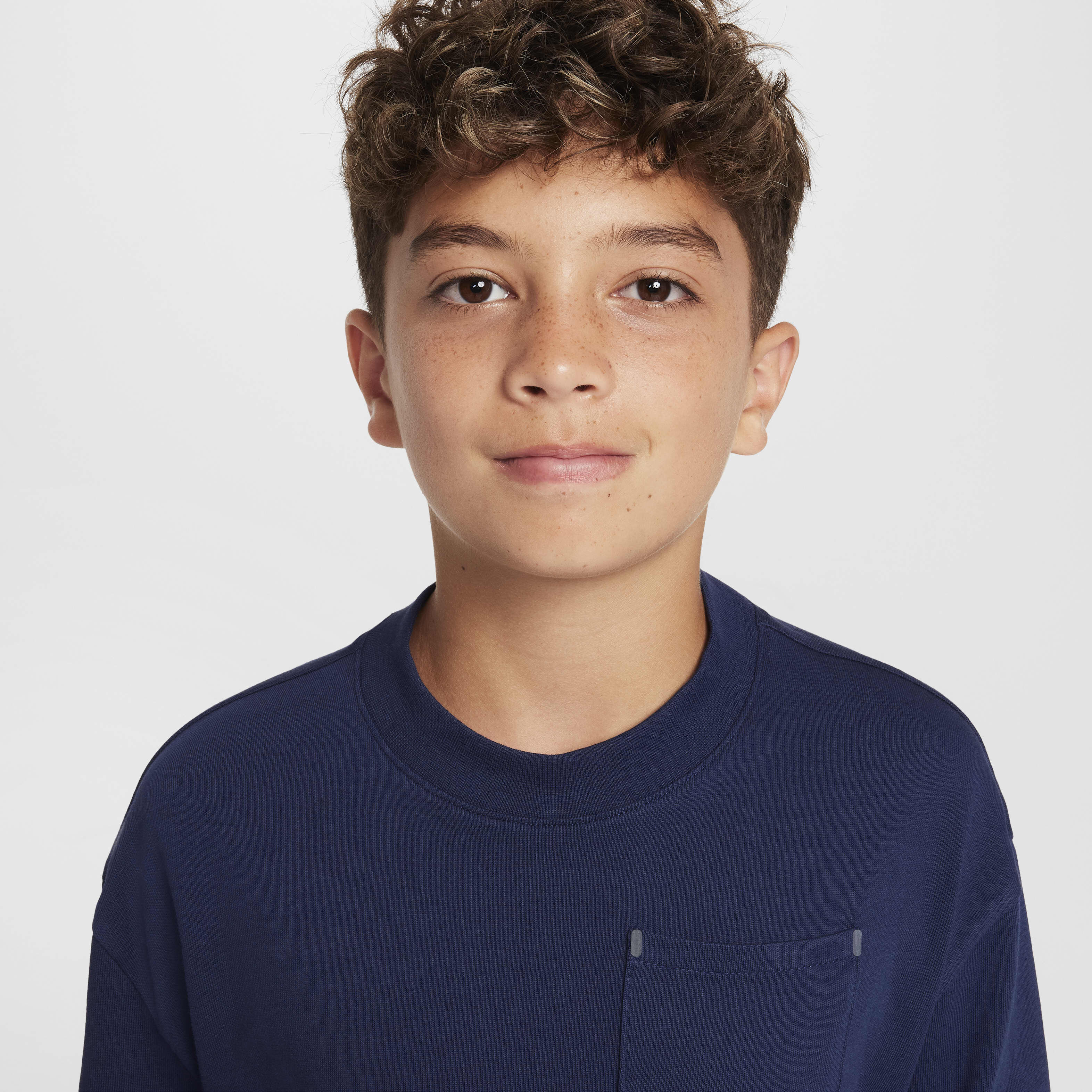 نايكي سبورتسوير سيتي يوتيليتي image number 2