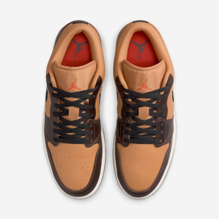 Air Jordan 1 Low SE image number 3 Air Jordan 1 Low SE image number 3