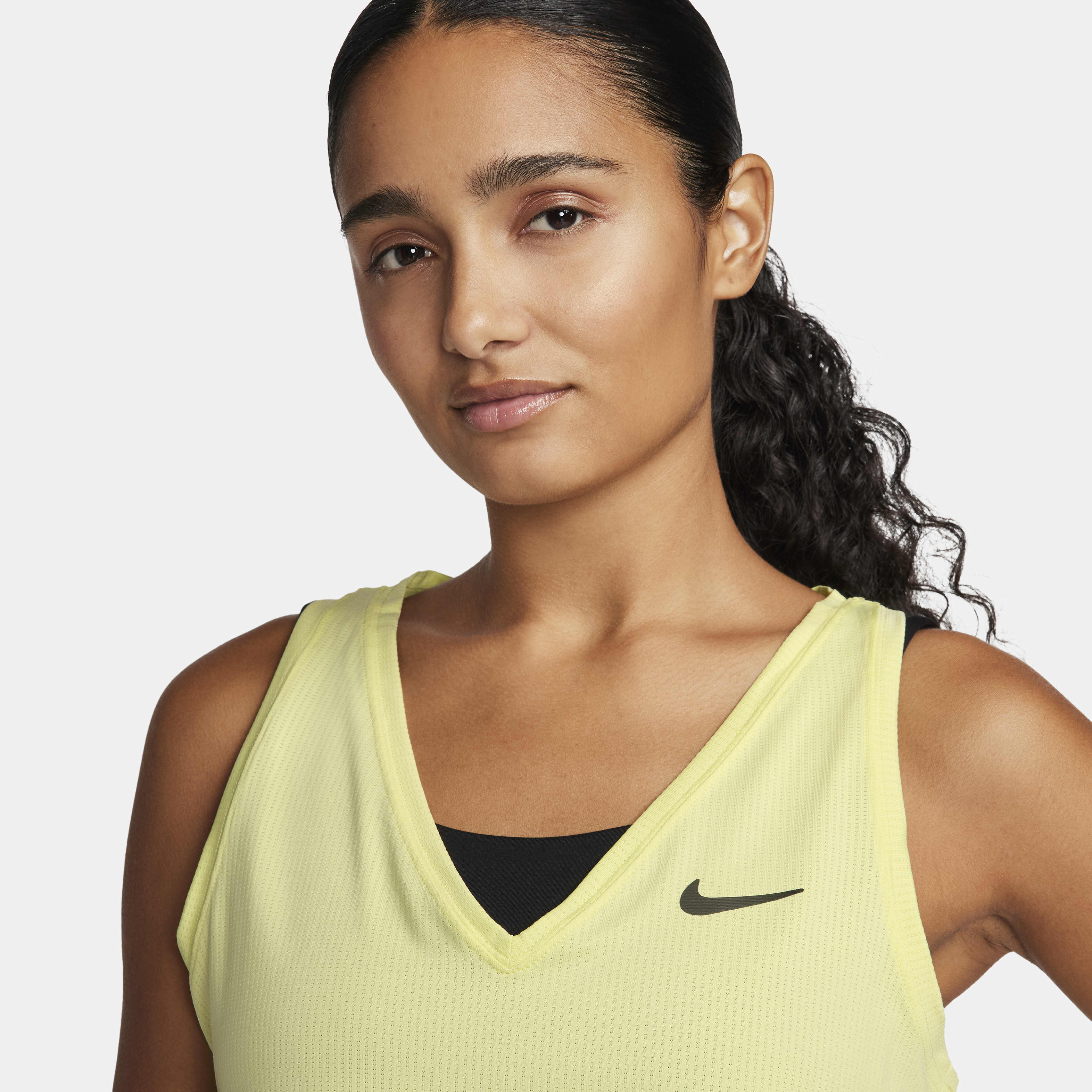 NikeCourt Victory image number 2