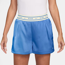 نايكي سبورتسوير