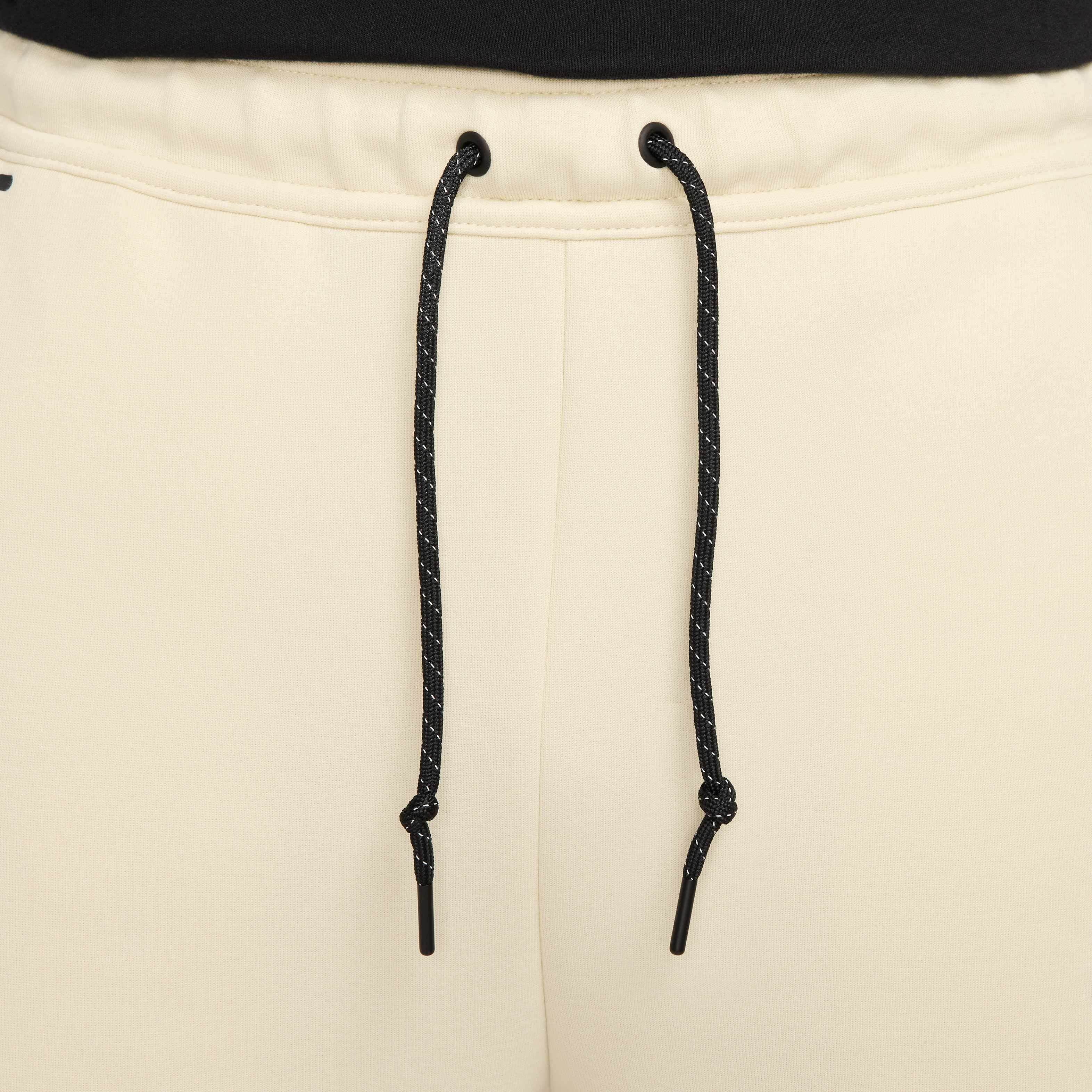 Nike Tech image number 2