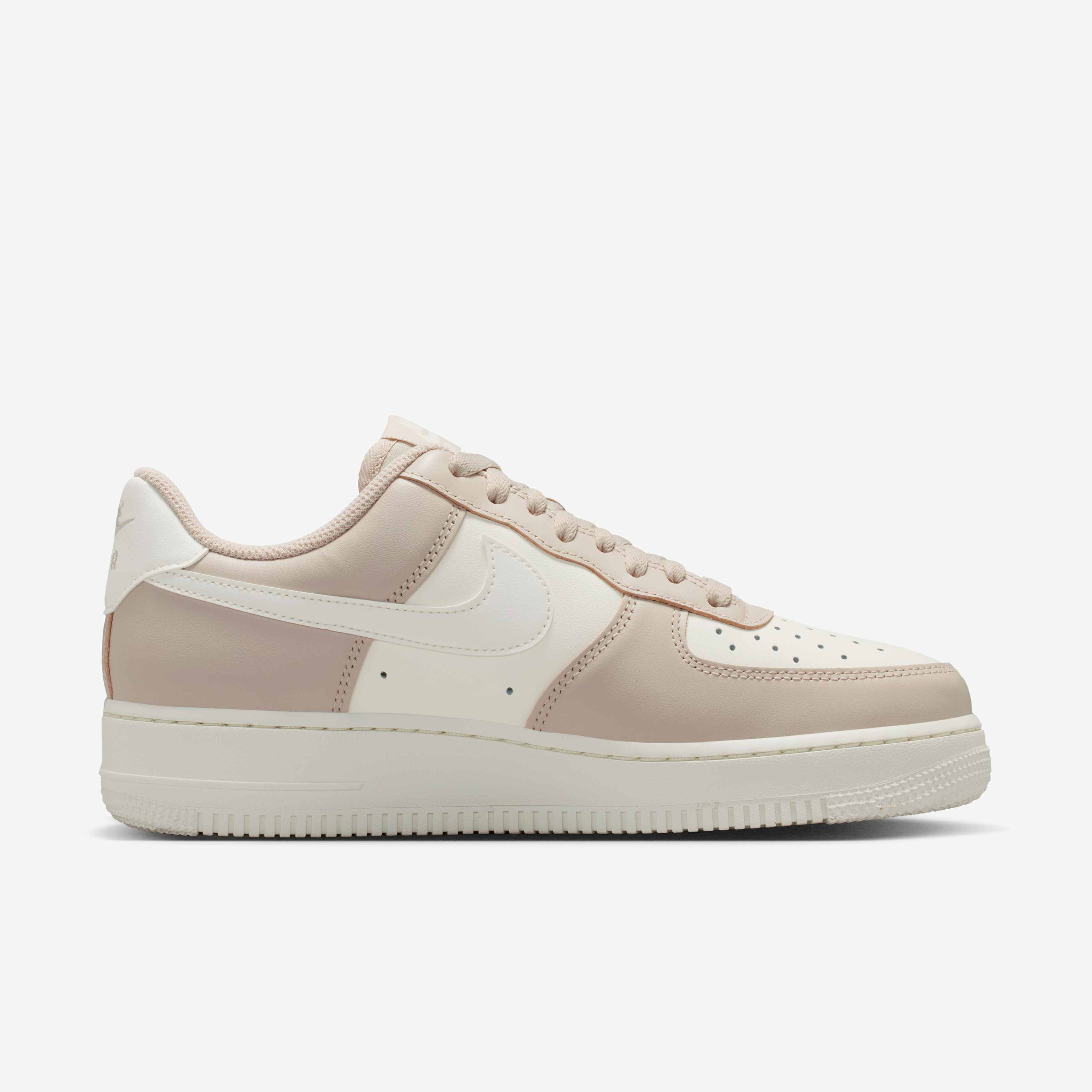 Nike Air Force 1 '07 image number 11