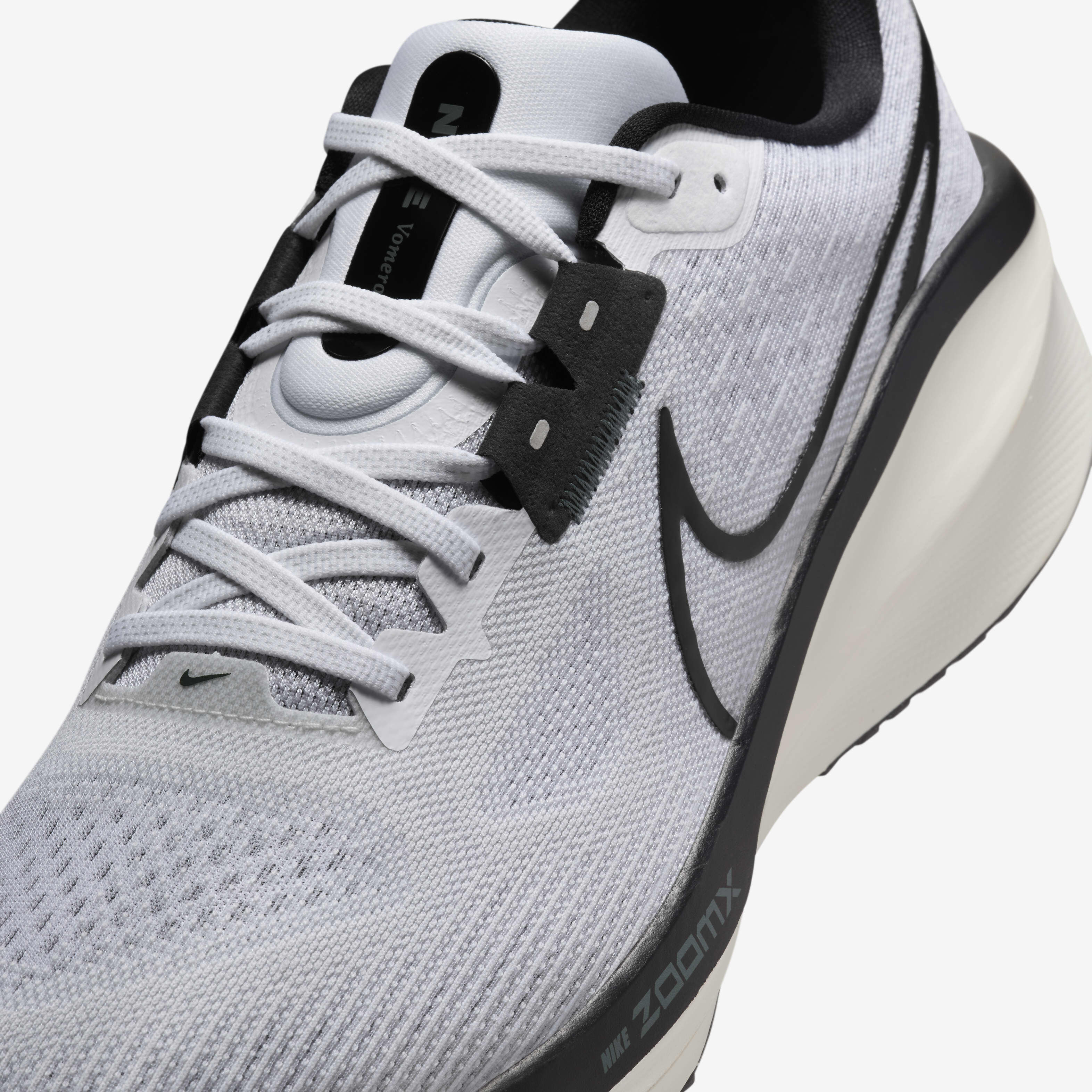Buy Nike Vomero 17 Men s Road Running Shoes Nike Saudi Official
