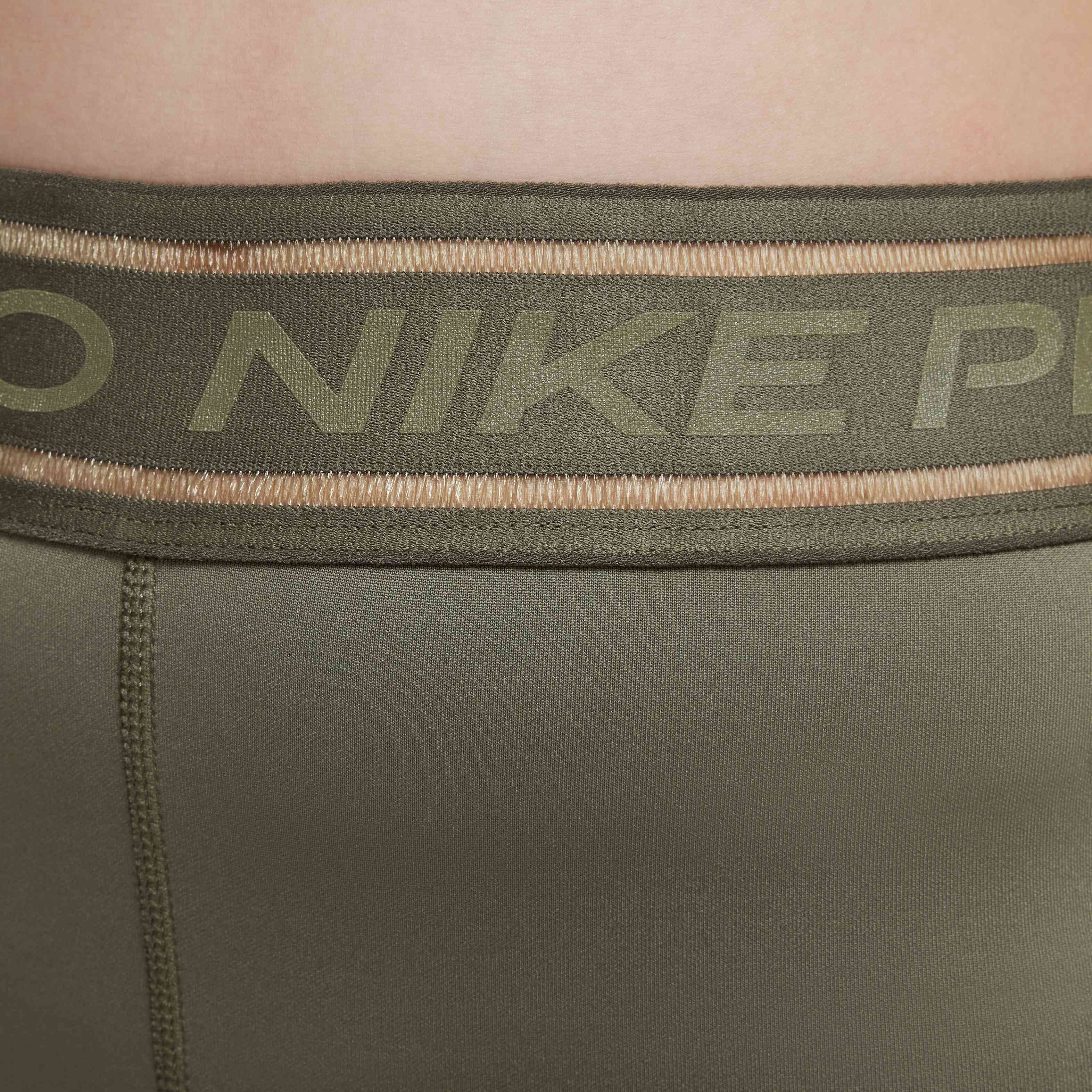 Nike Pro image number 2