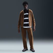 Nike Sportswear Club