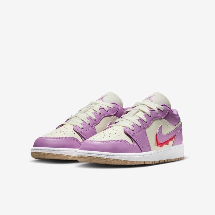 Air Jordan 1 Low SE image number 4 Air Jordan 1 Low SE image number 4