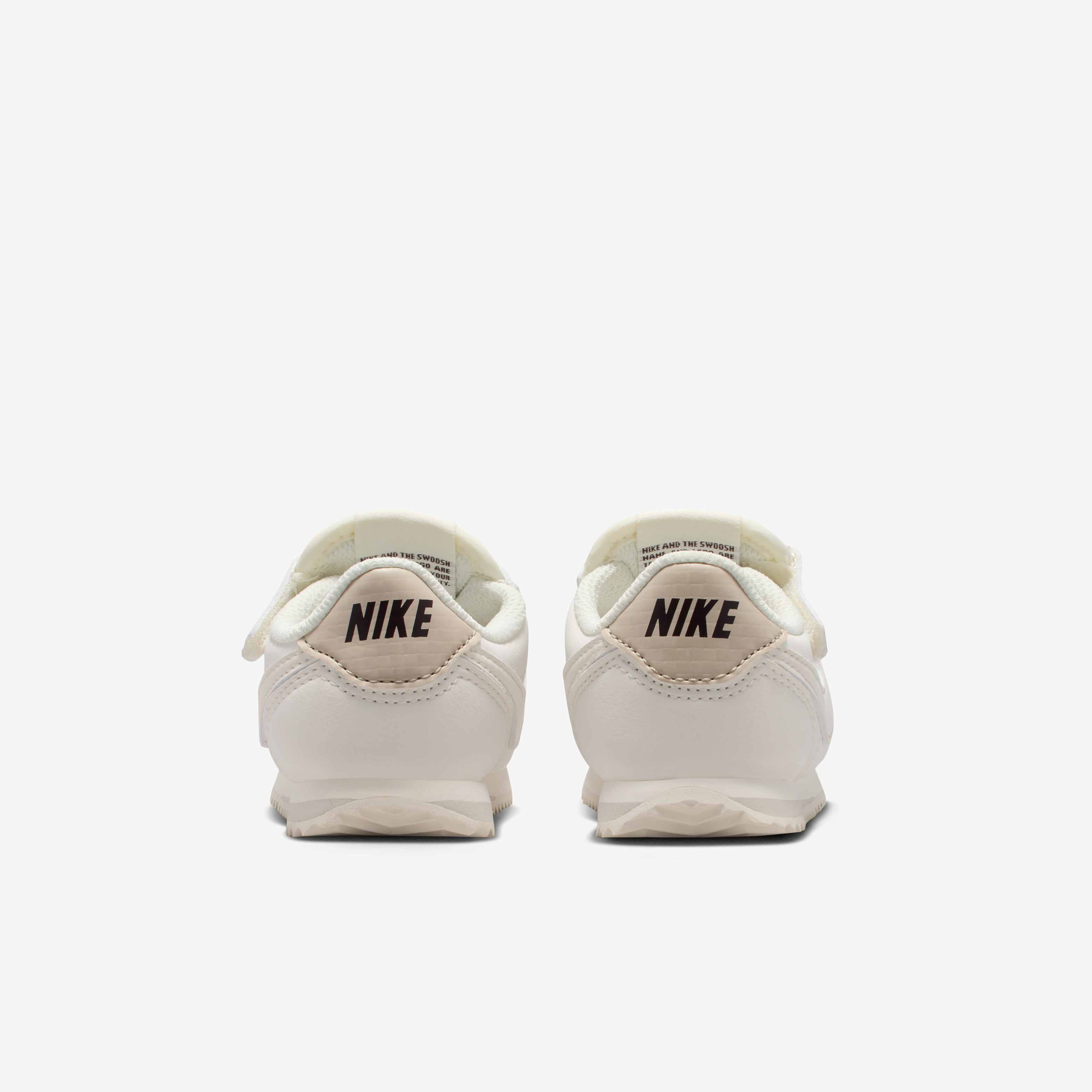 نايكي كورتيز ايزي أون image number 5