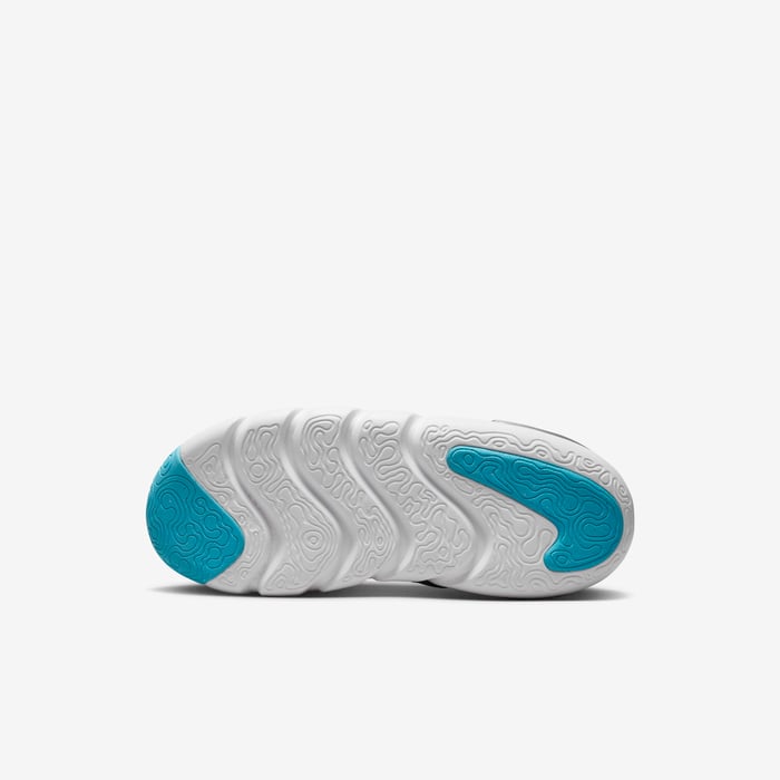 Nike Dynamo Go SE image number 1 Nike Dynamo Go SE image number 1