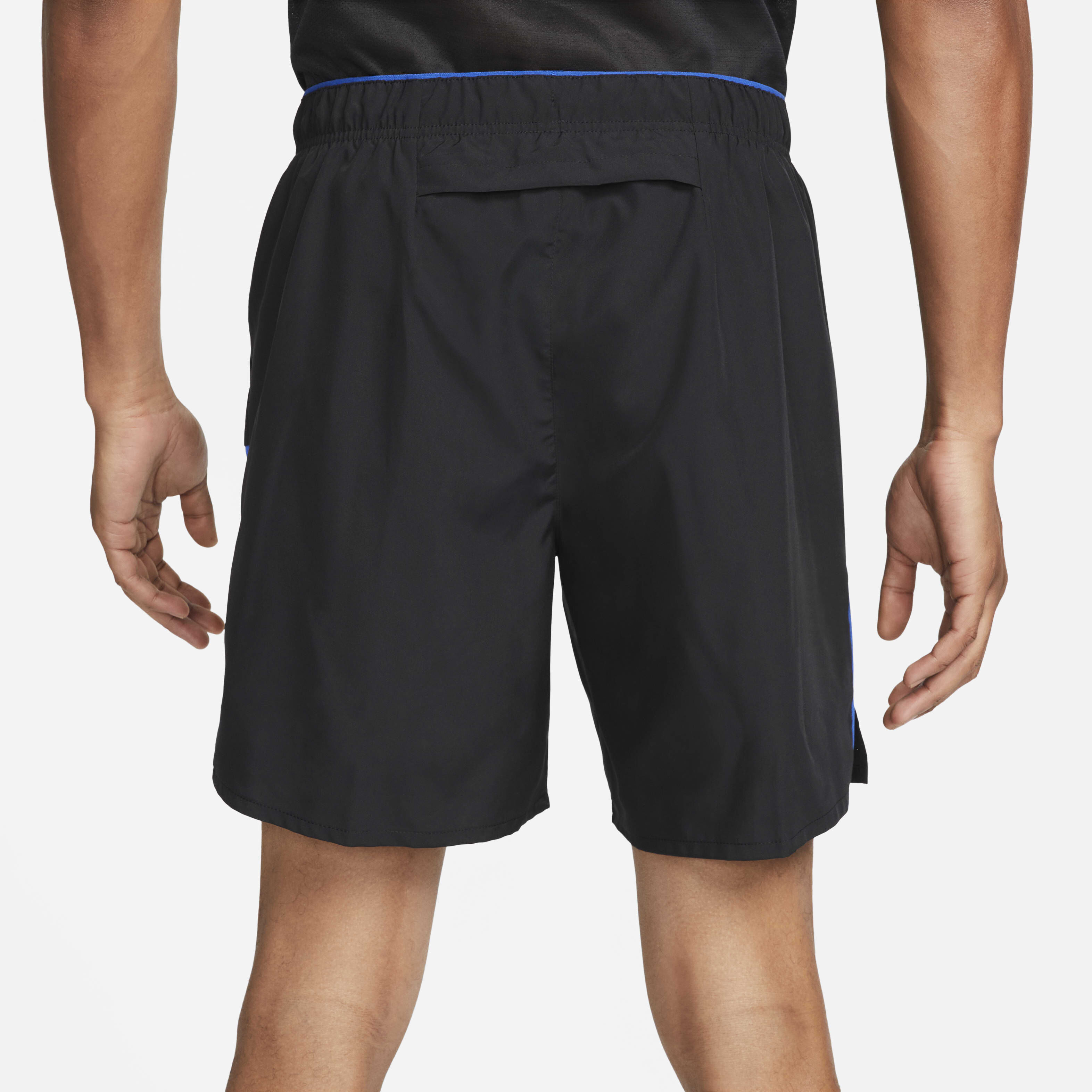 Nike Dri-FIT Challenger image number 2