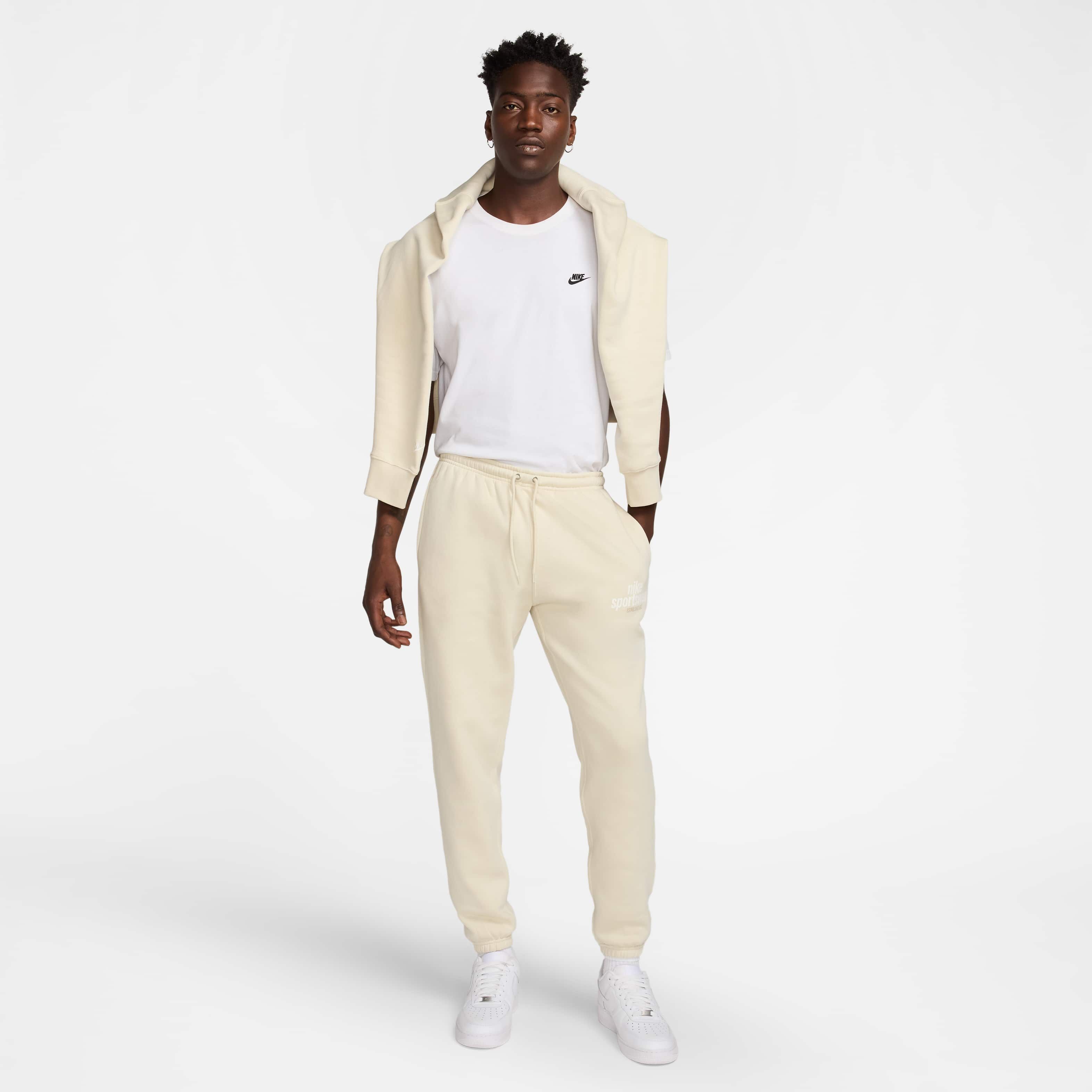 Nike Club image number 4