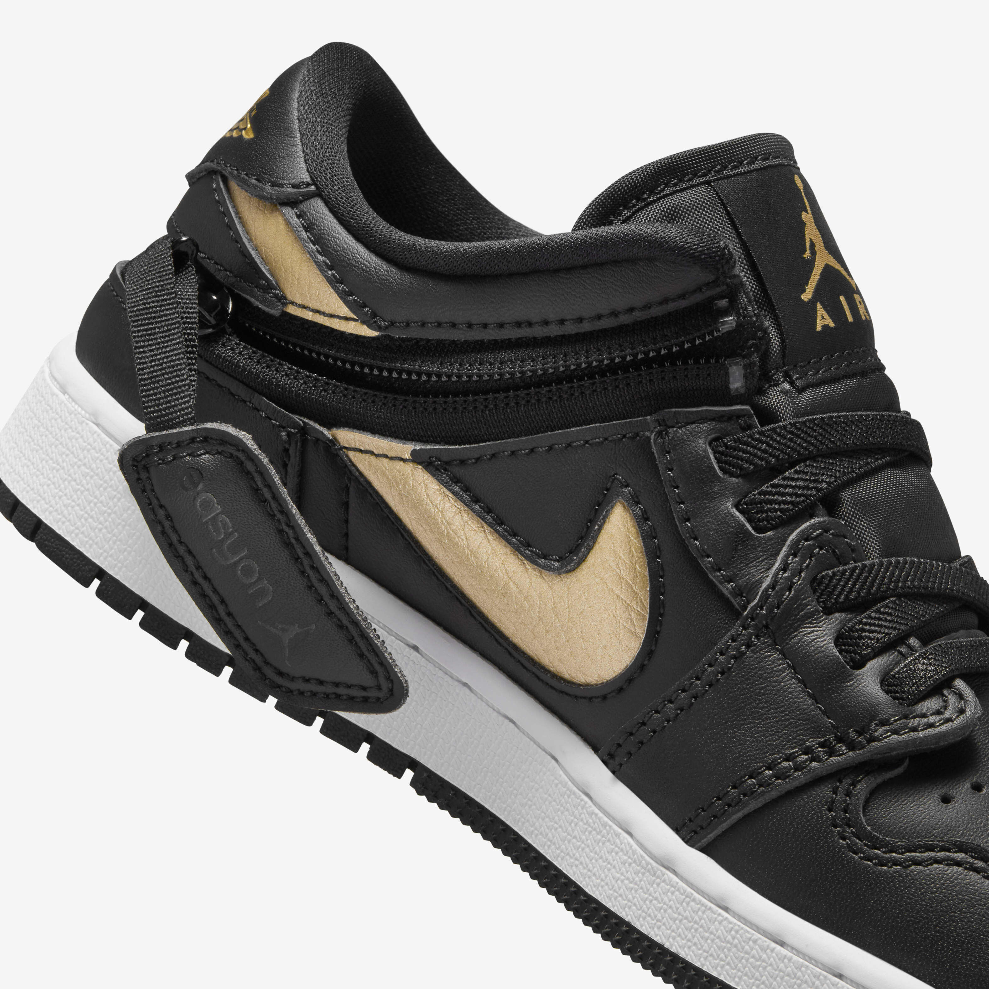 Jordan air force 1 black and gold store