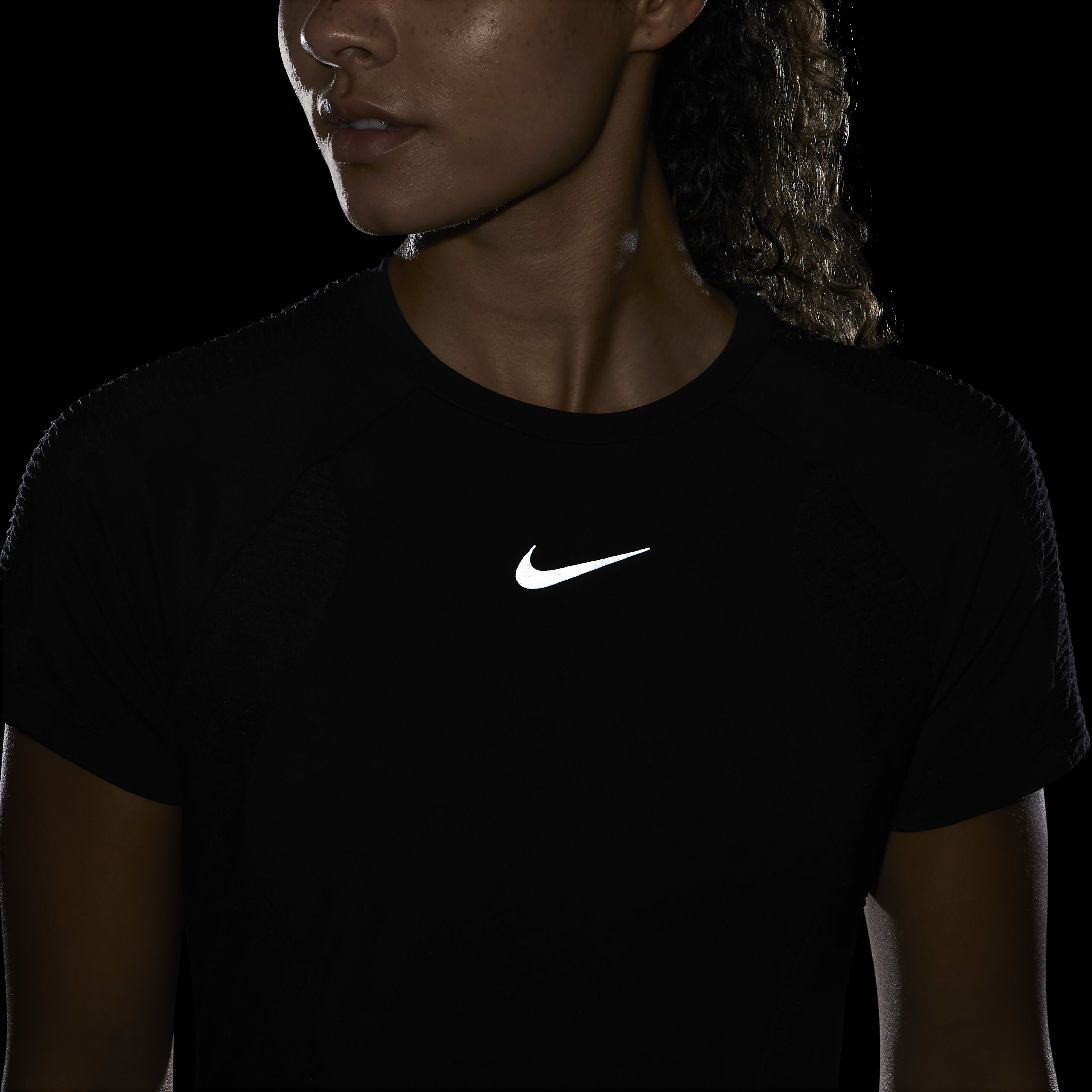 نايكي دراي-فِت ايه دي في رَن ديفيجن image number 6