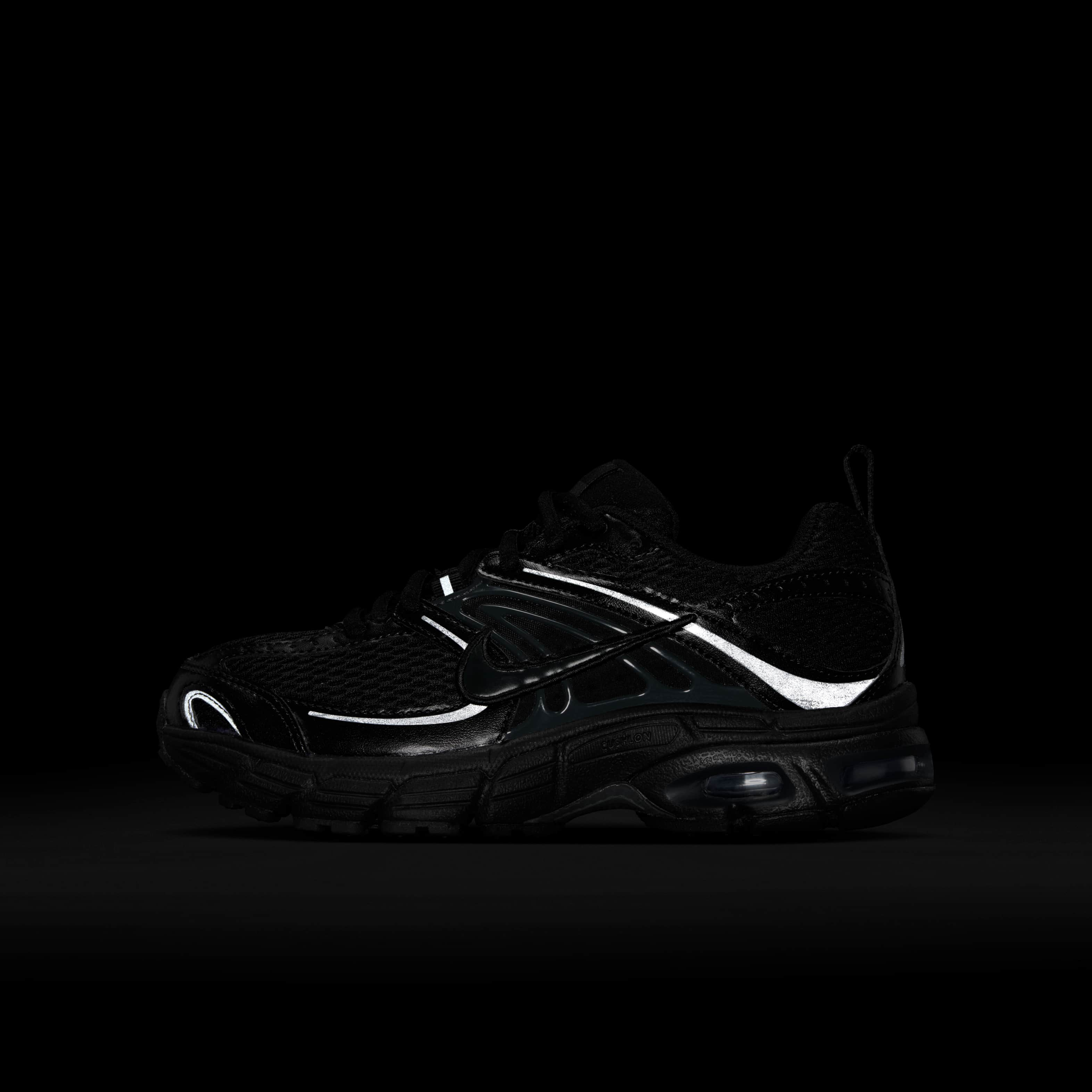 Nike Air Max Moto 2K image number 8