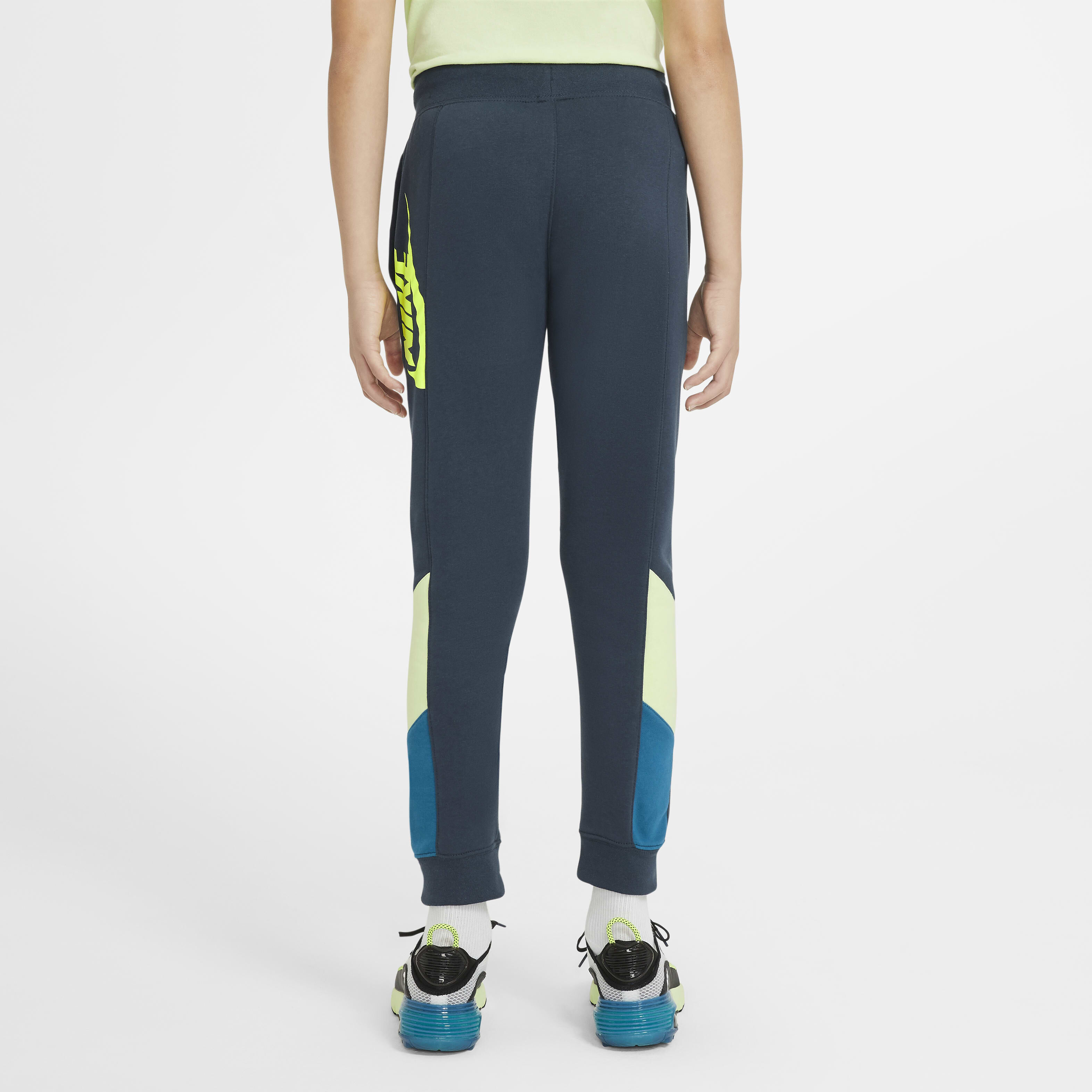 نايكي سبورتسوير image number 1