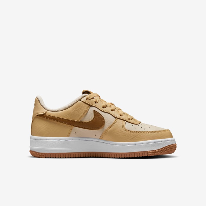 Nike Air Force 1 LV8 image number 2 Nike Air Force 1 LV8 image number 2