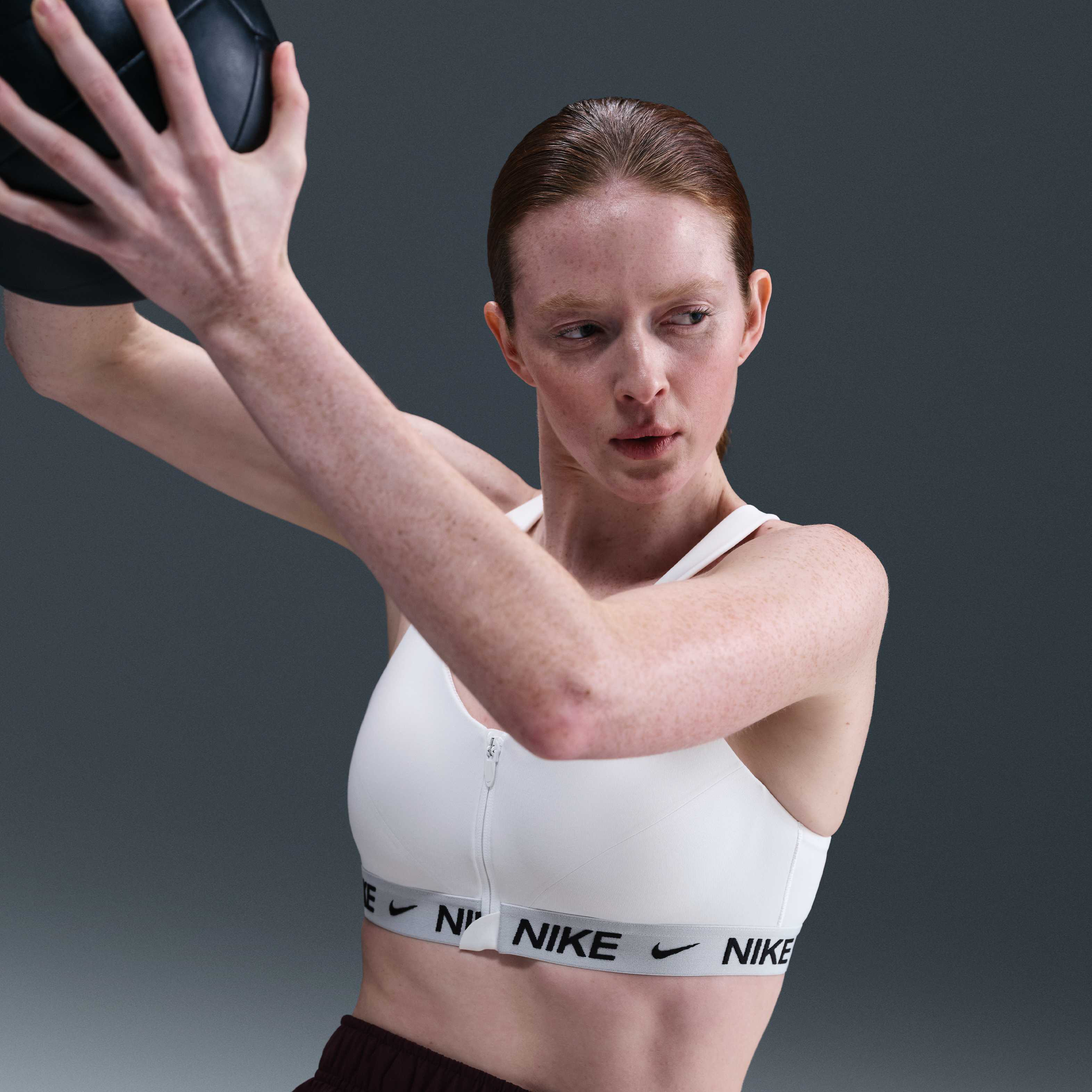 Nike Indy High-Support image number 2