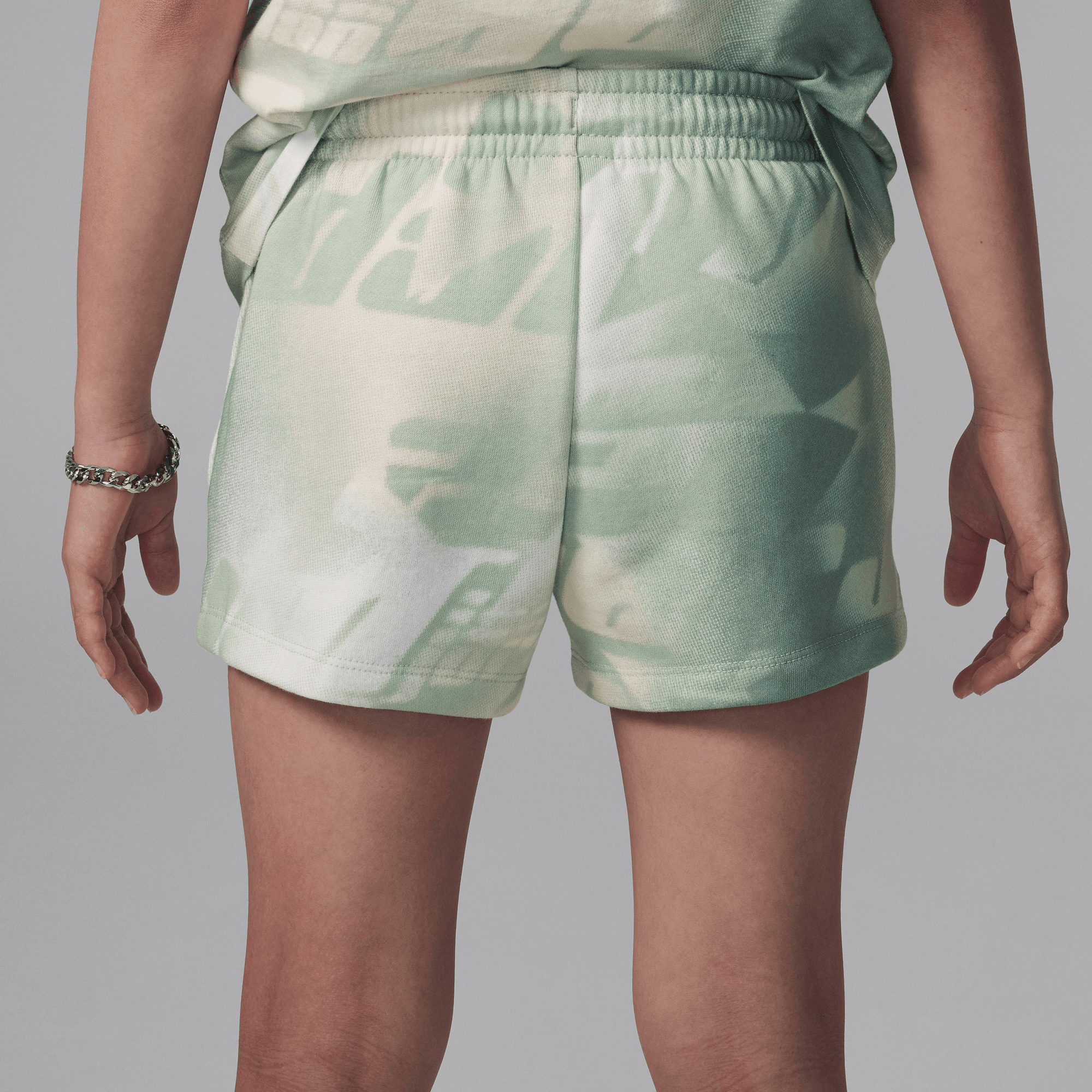 Jordan image number 1