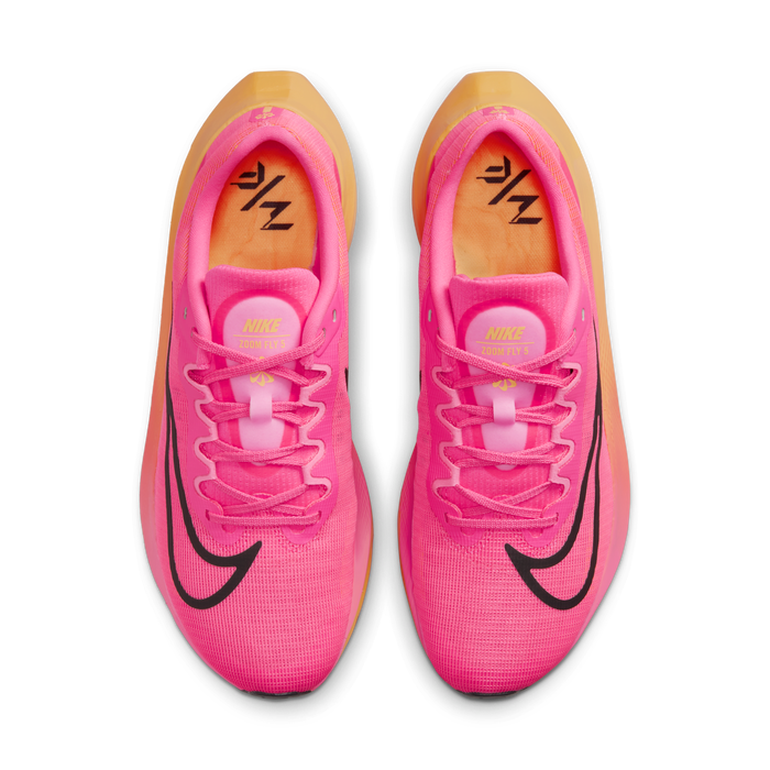 Mens pink nike deals sneakers