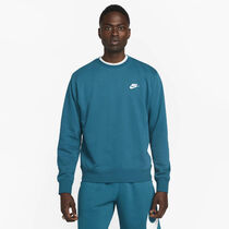 Nike Sportswear Club