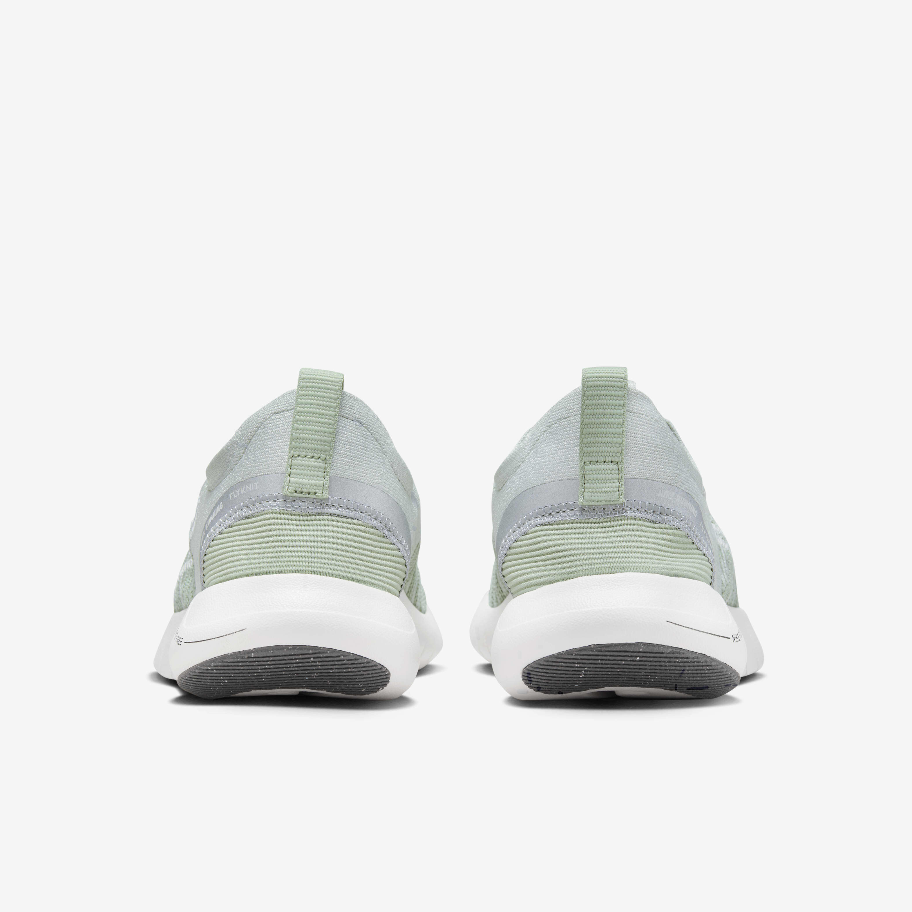 Nike free tr 7 reflect hotsell